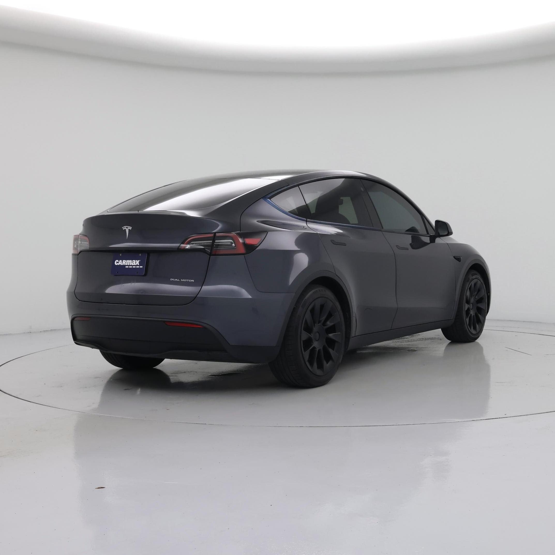 Thumbnail: 2023 Tesla Model Y - 8