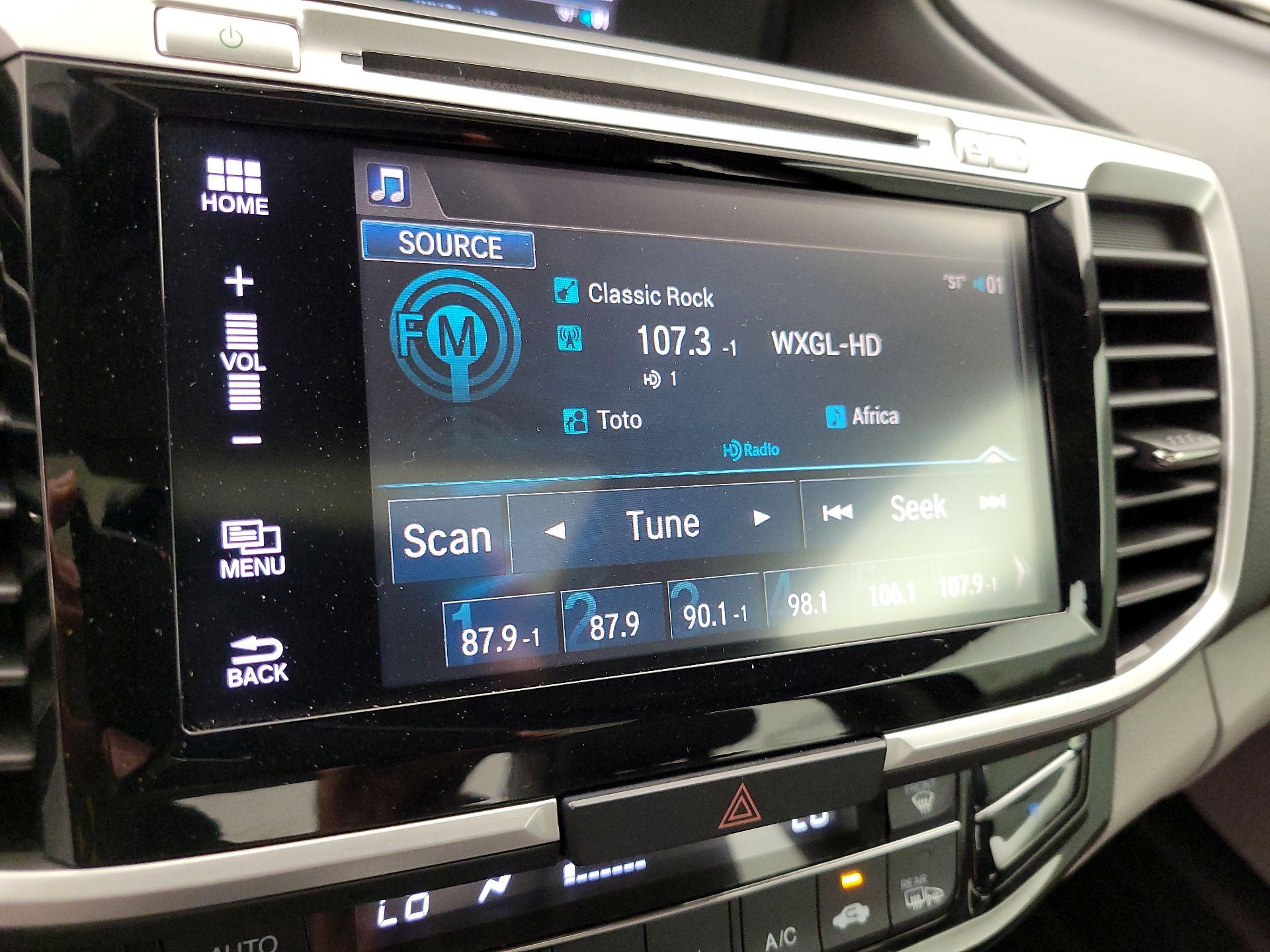 Thumbnail: 2016 Honda Accord - 15