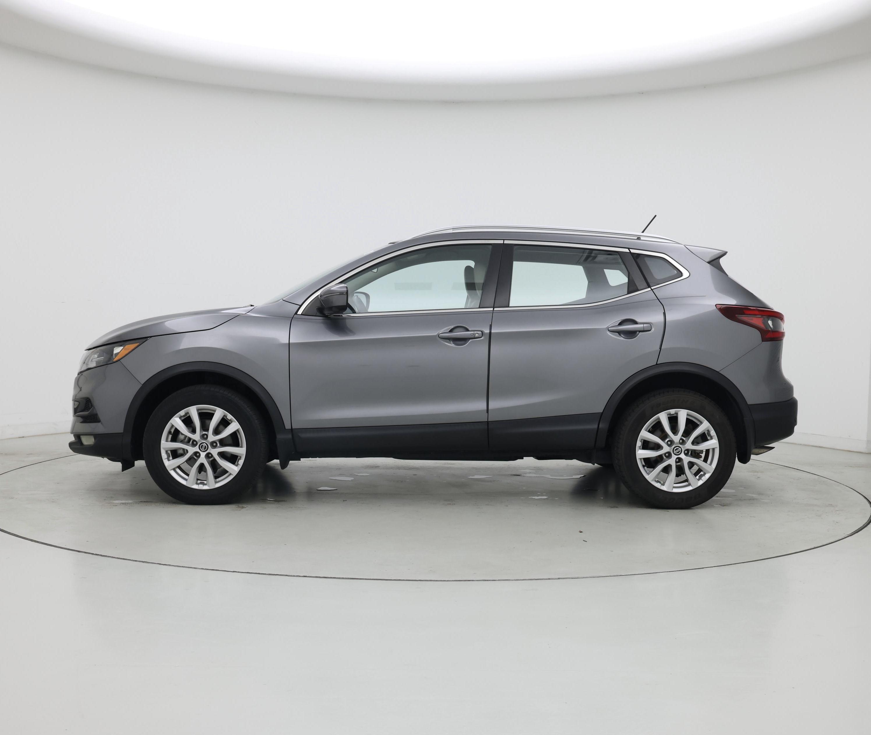 Thumbnail: 2021 Nissan Rogue Sport - 3