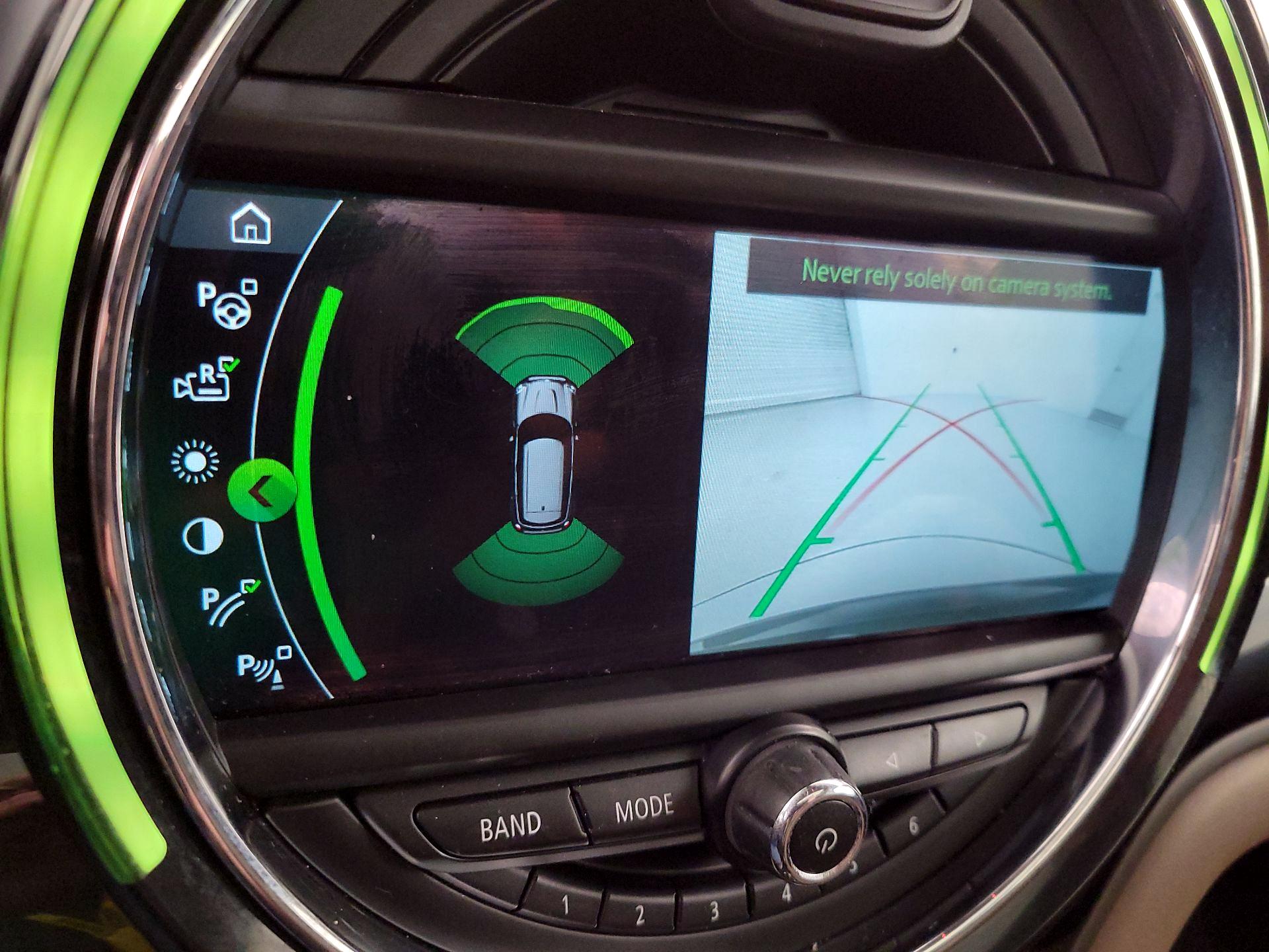 Thumbnail: 2017 MINI Cooper Countryman - 15