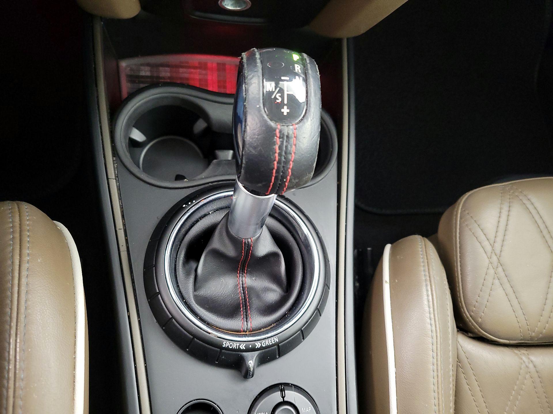 Thumbnail: 2017 MINI Cooper Countryman - 18