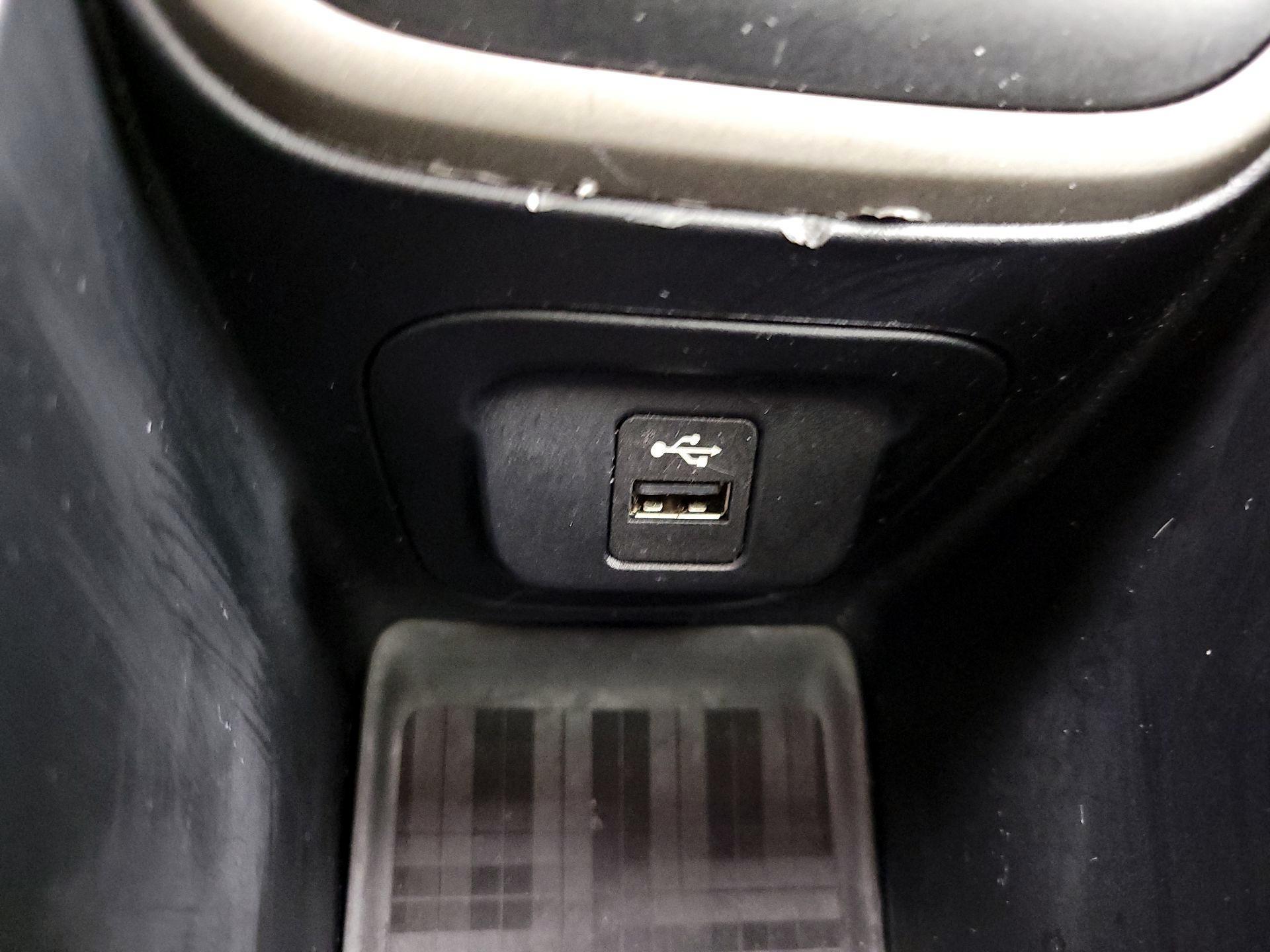 Thumbnail: 2017 MINI Cooper Countryman - 19