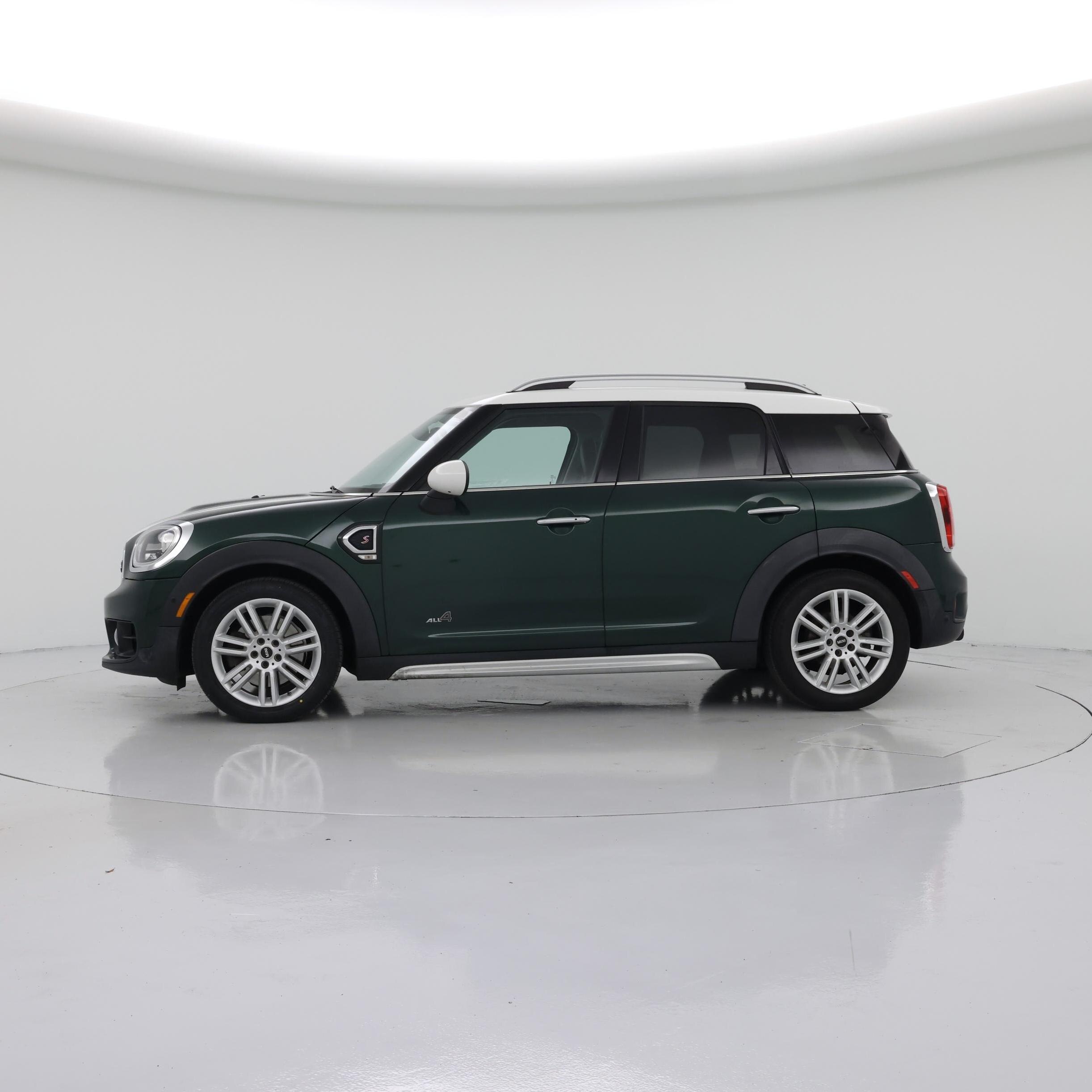 Thumbnail: 2017 MINI Cooper Countryman - 3
