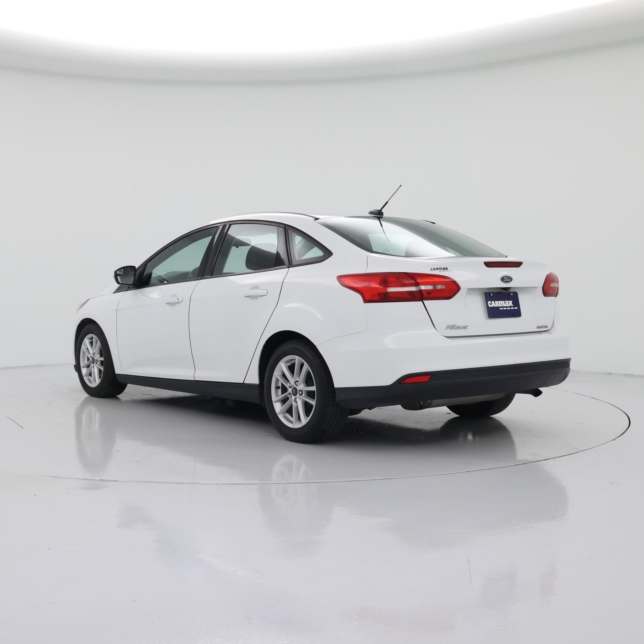 Thumbnail: 2016 Ford Focus - 2