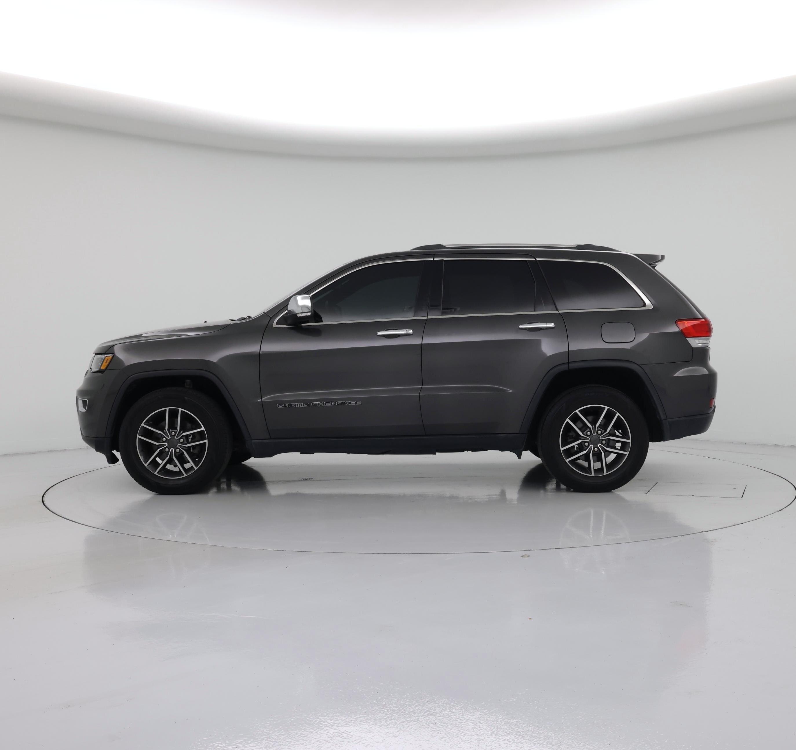 Thumbnail: 2019 Jeep Grand Cherokee - 3
