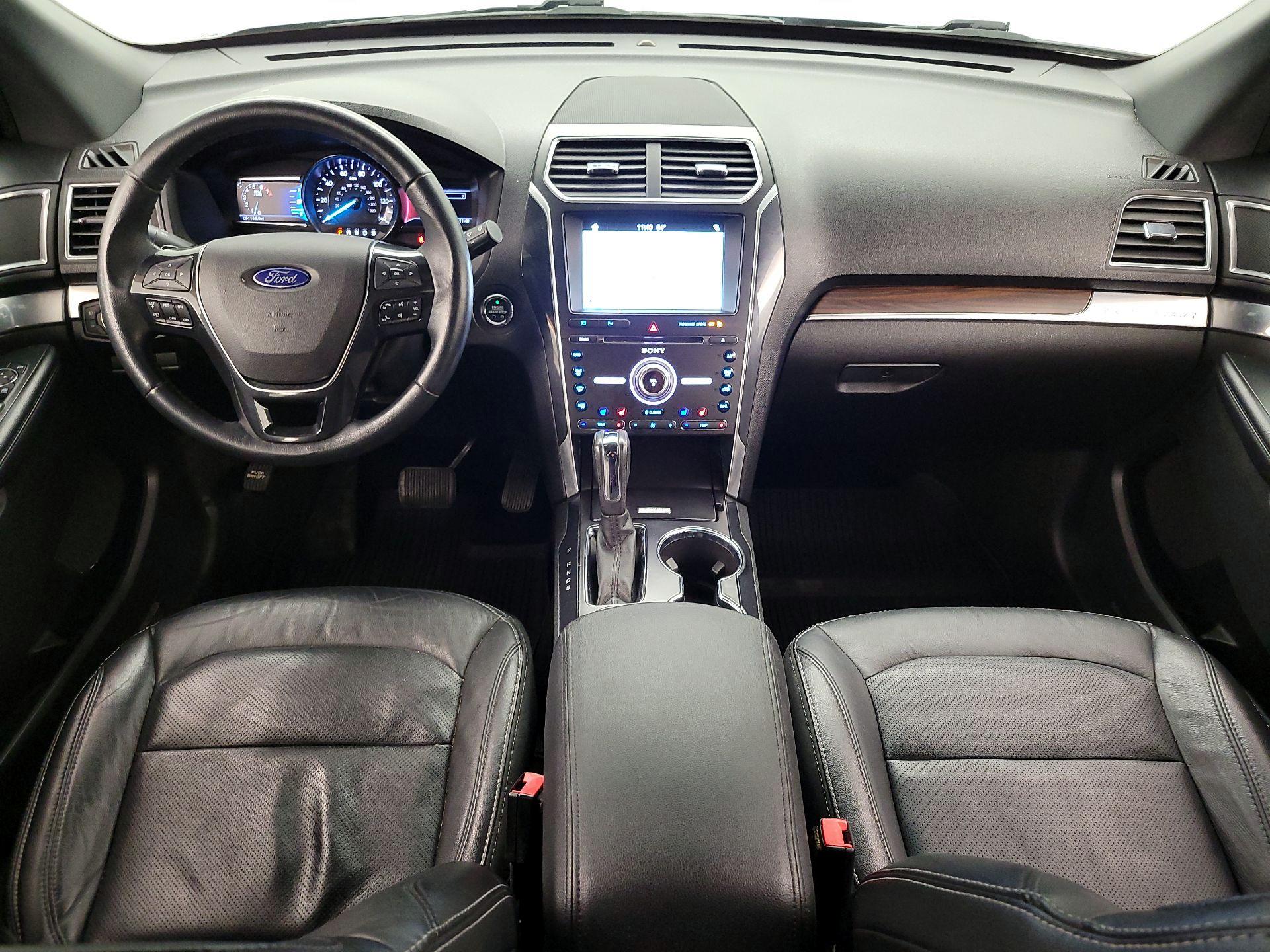 Thumbnail: 2017 Ford Explorer - 9