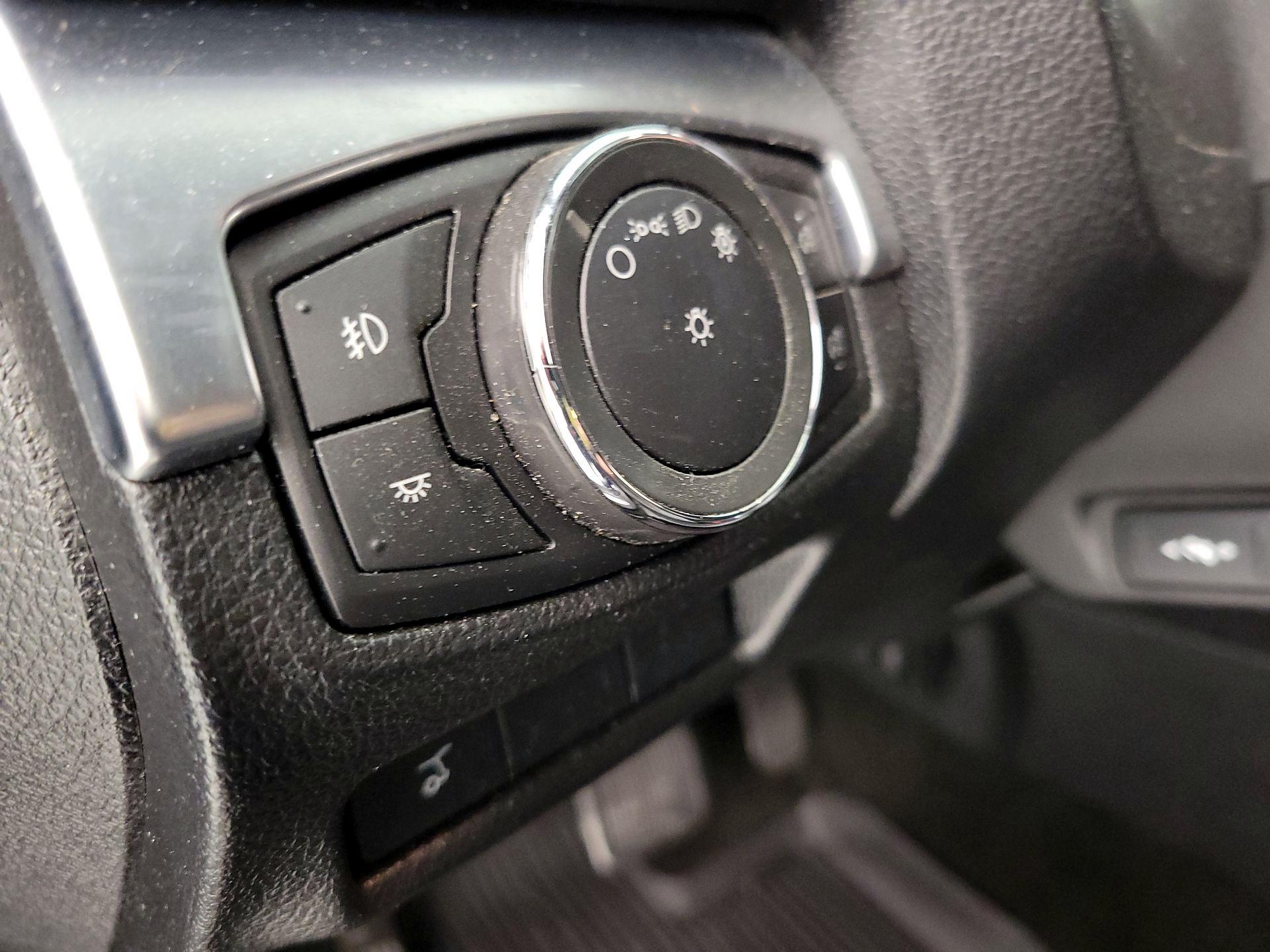 Thumbnail: 2017 Ford Explorer - 13