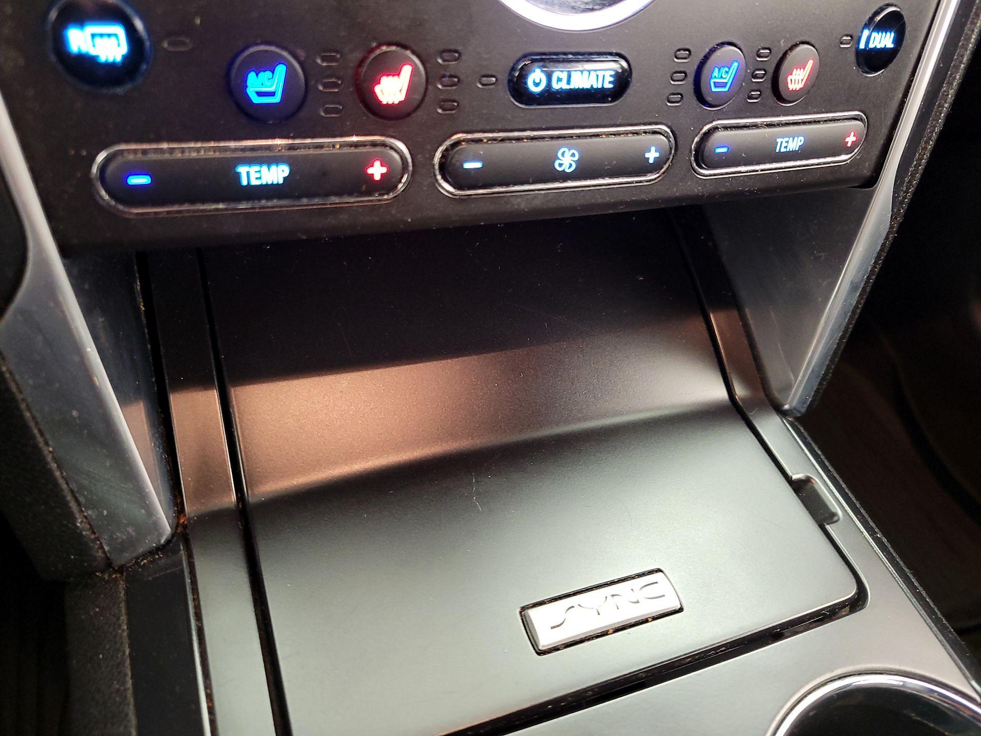 Thumbnail: 2017 Ford Explorer - 17