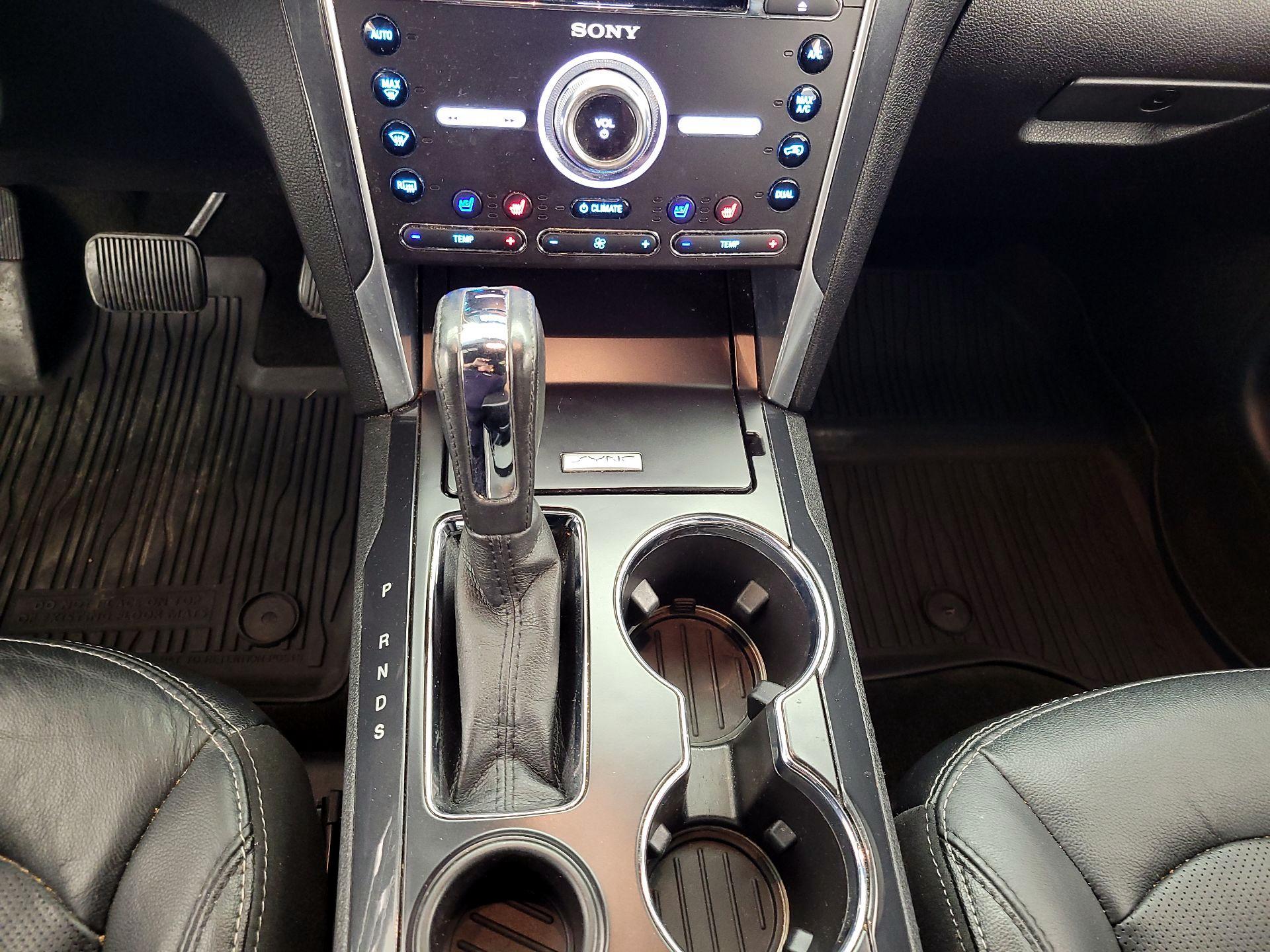 Thumbnail: 2017 Ford Explorer - 18