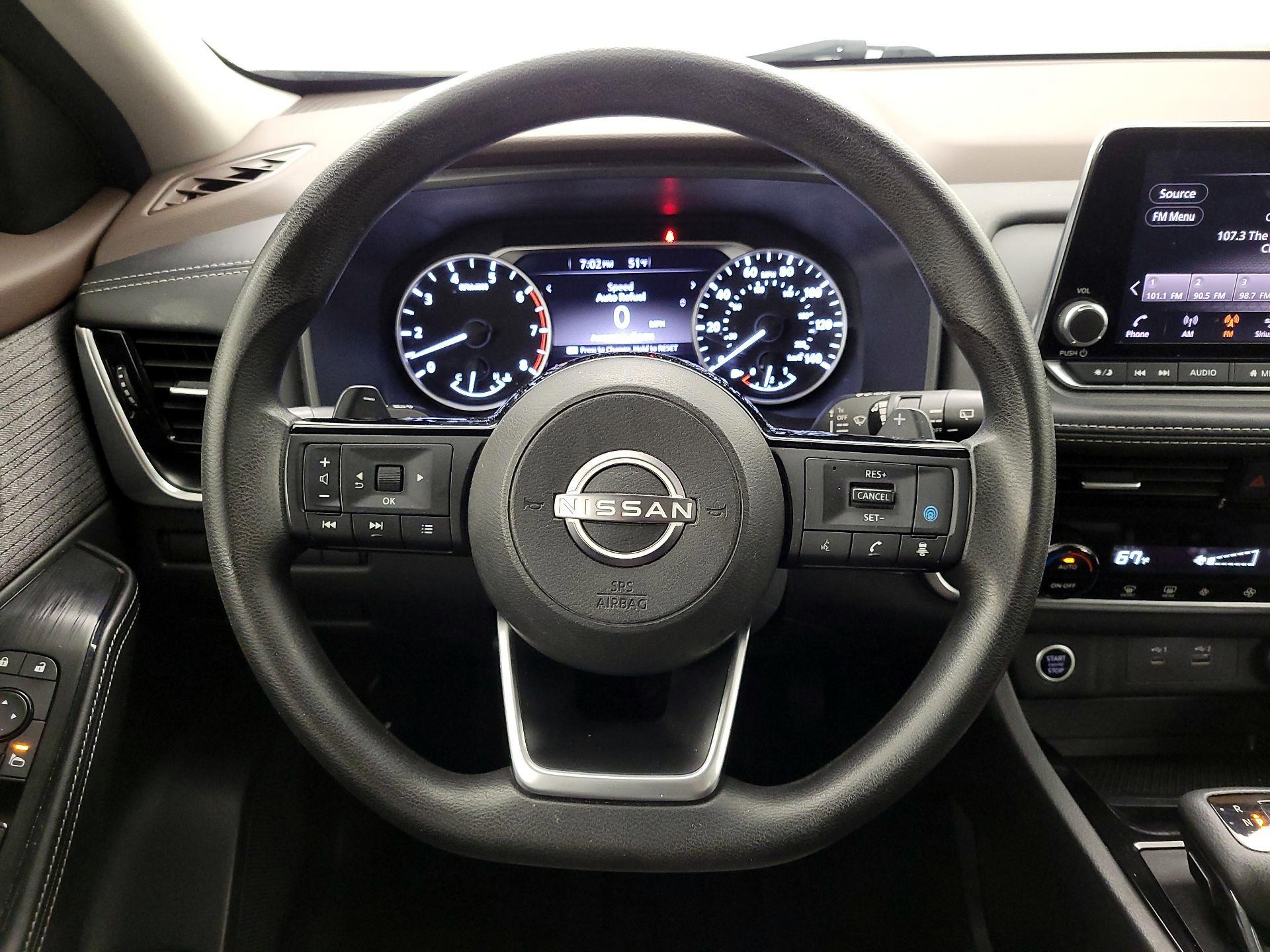 Thumbnail: 2022 Nissan Rogue - 10