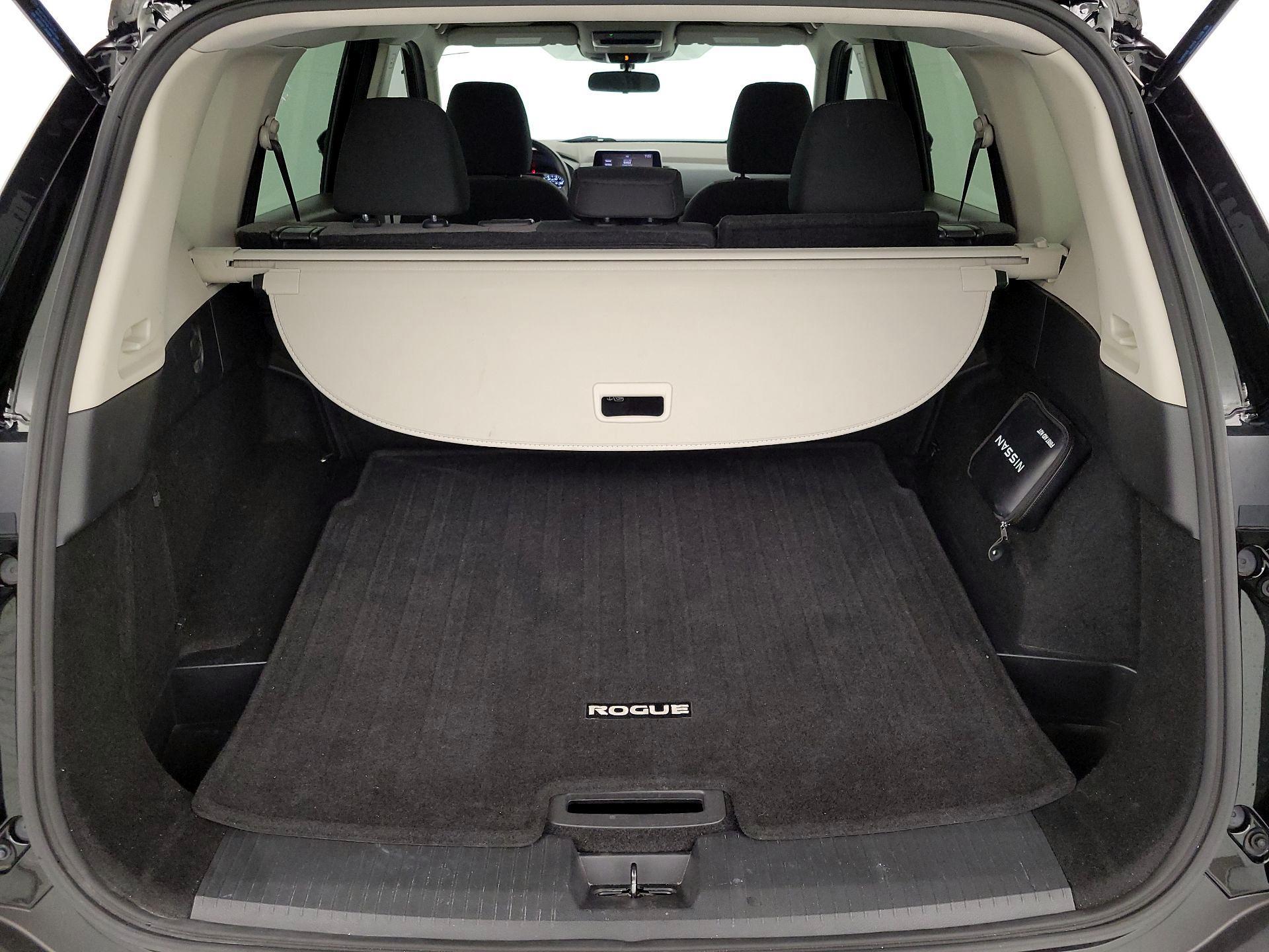 Thumbnail: 2022 Nissan Rogue - 20