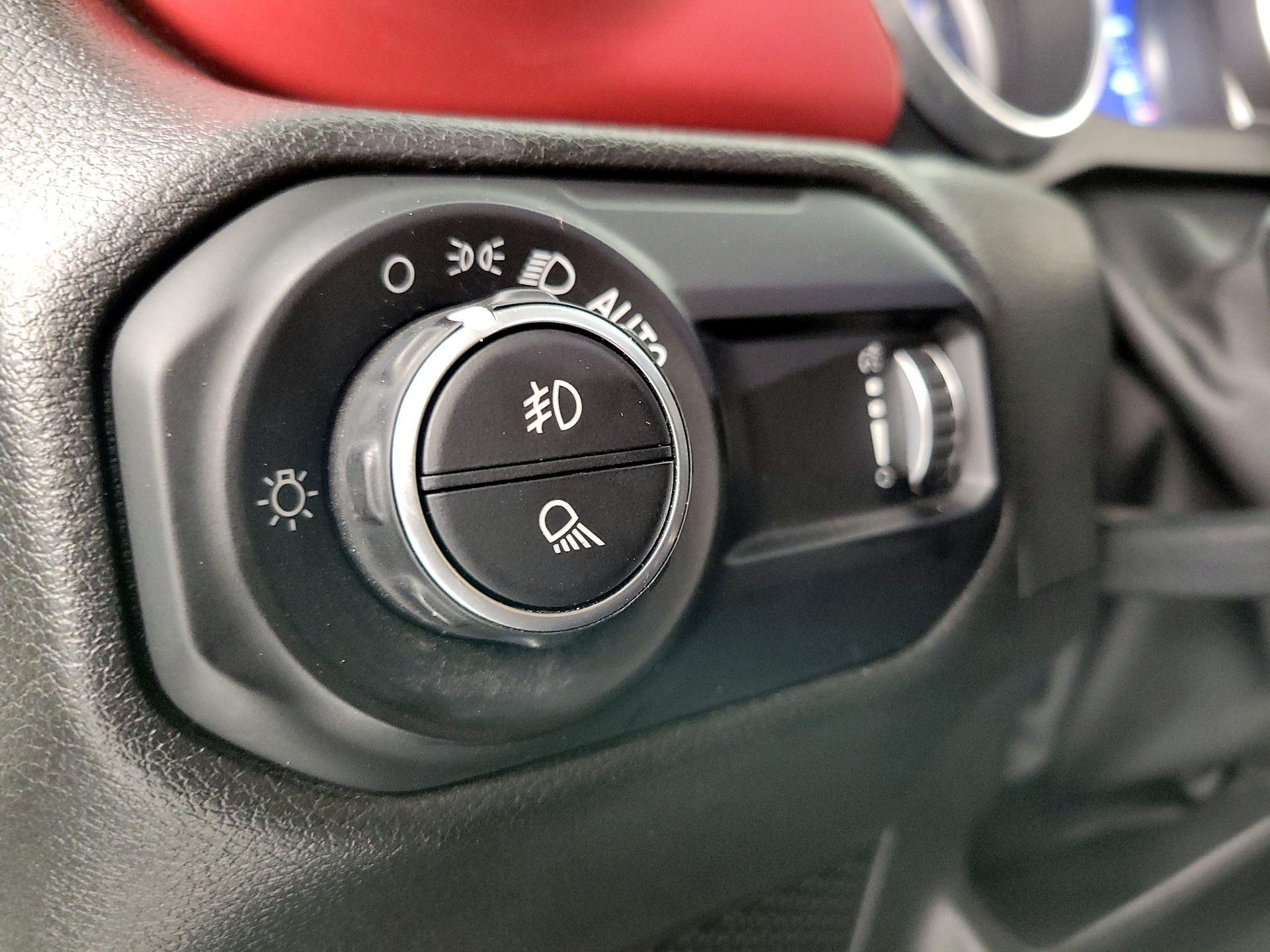 Thumbnail: 2023 Jeep Gladiator - 13