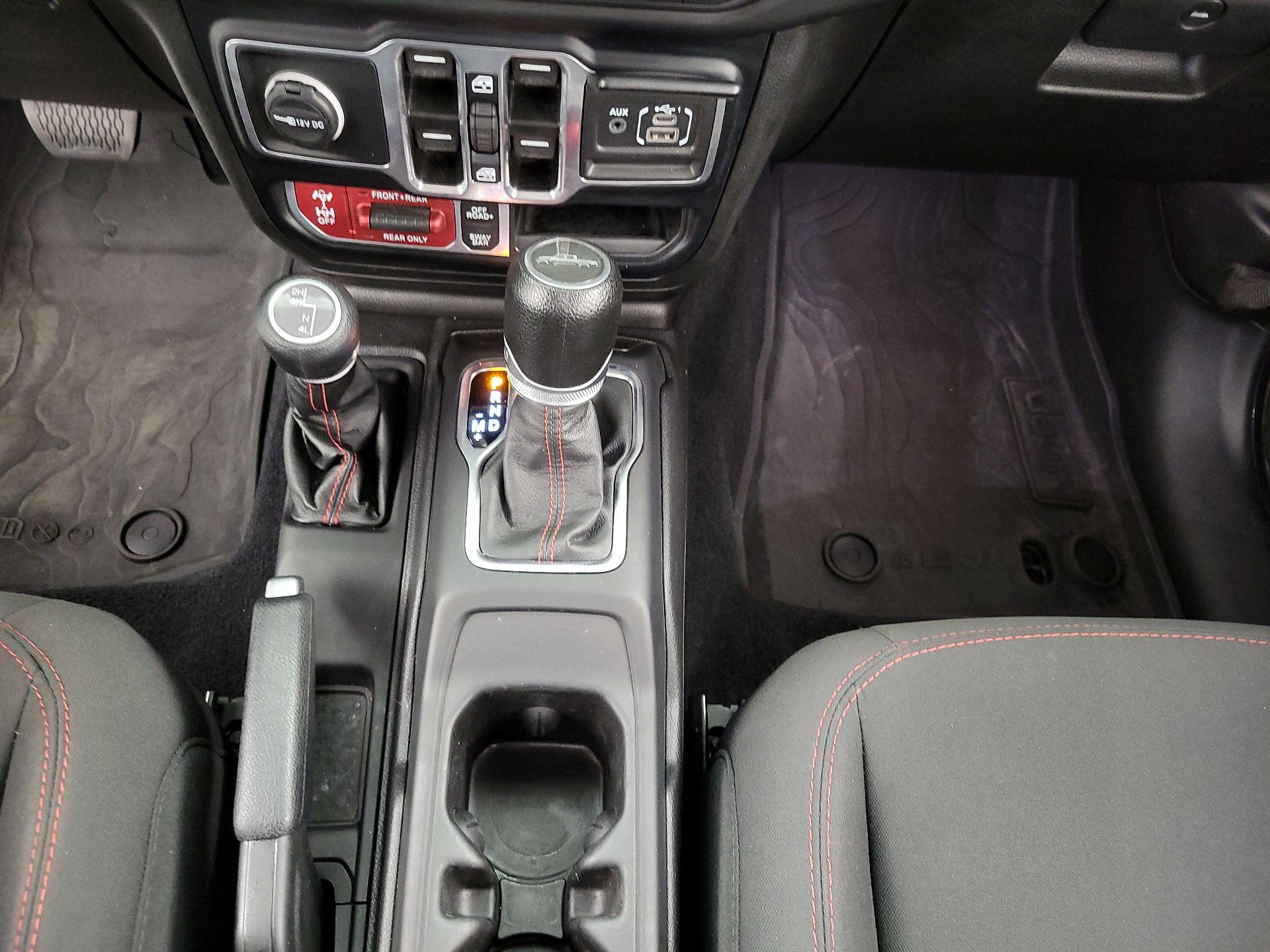 Thumbnail: 2023 Jeep Gladiator - 18