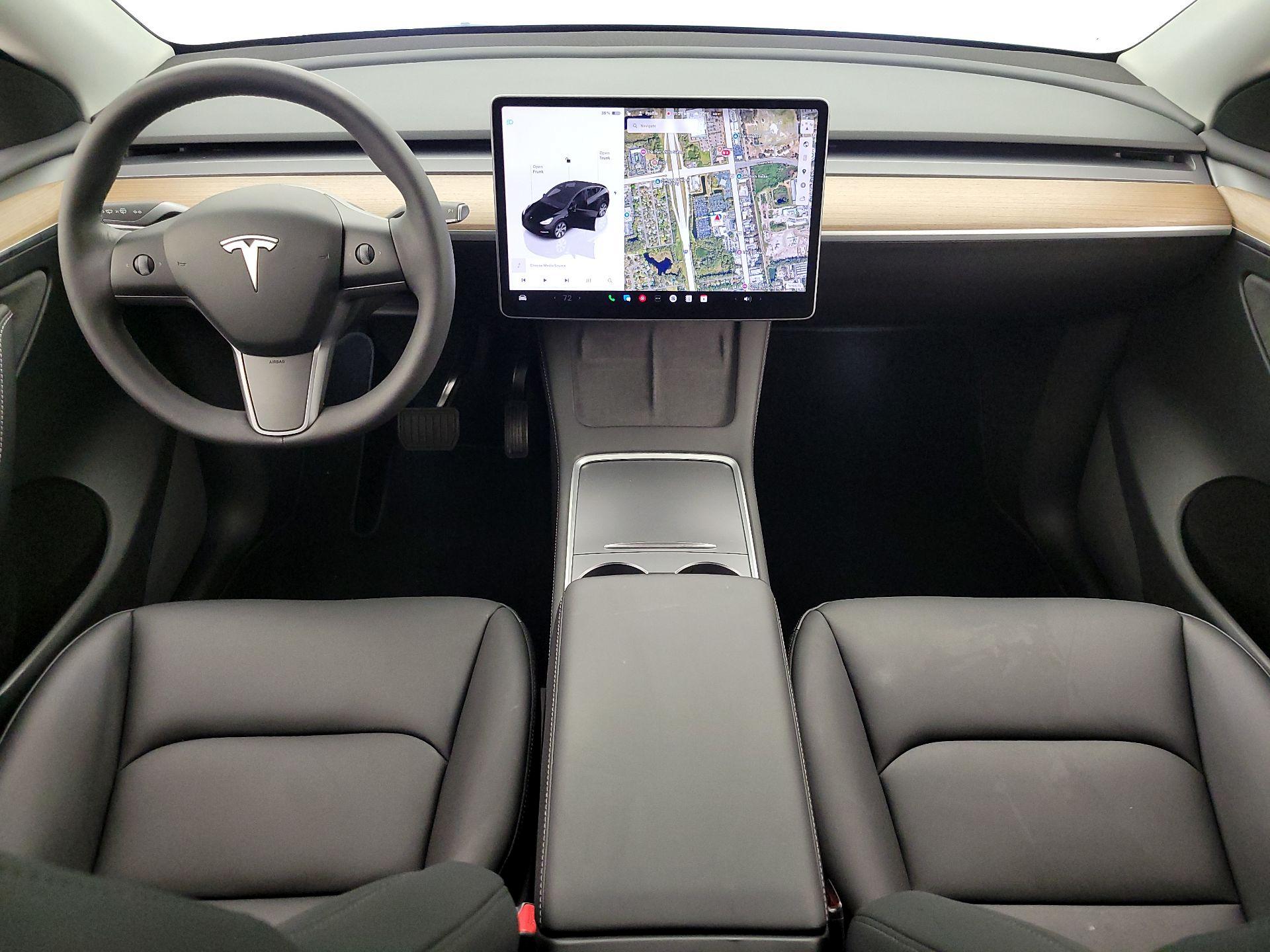 Thumbnail: 2022 Tesla Model Y - 9