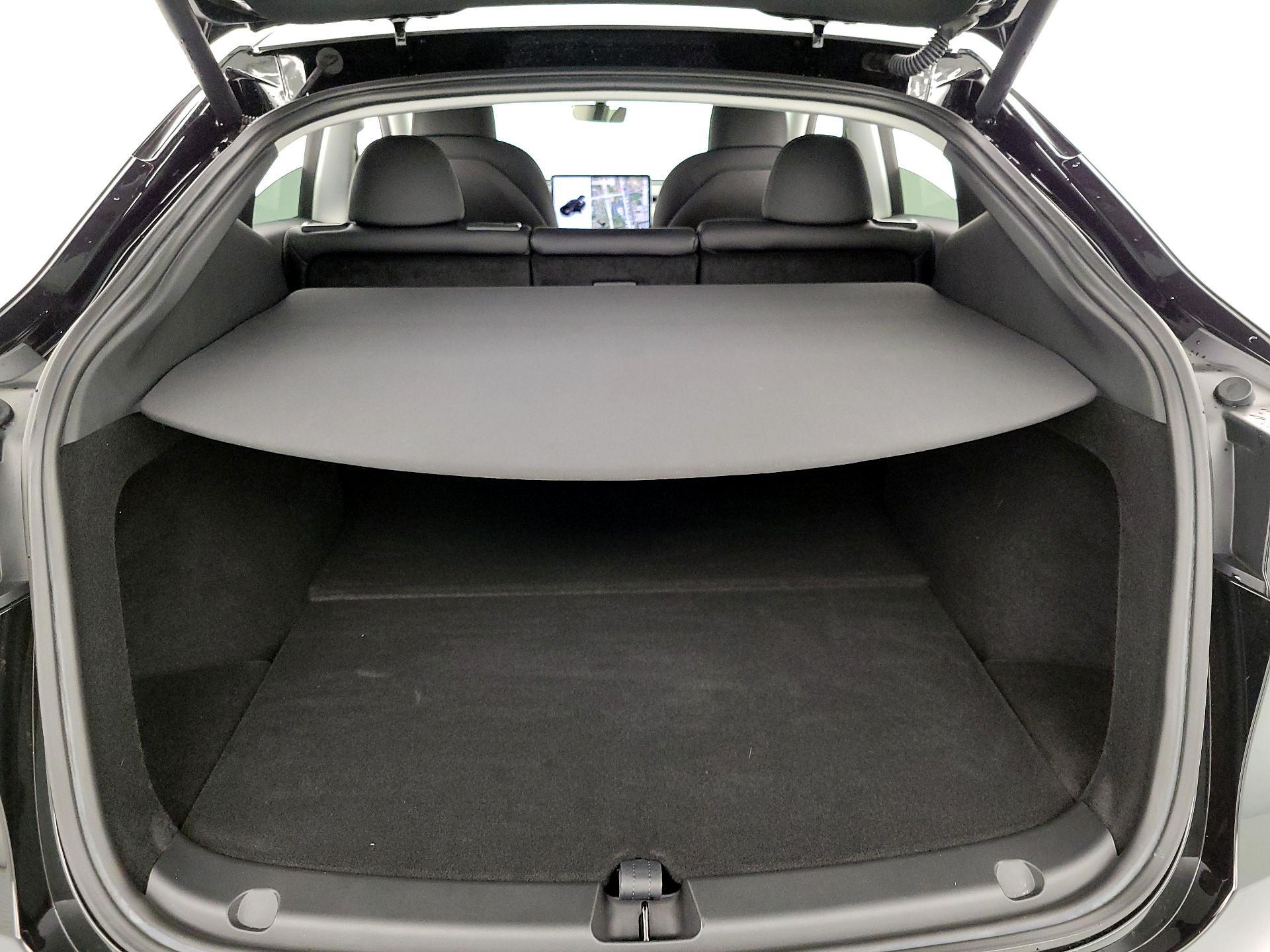 Thumbnail: 2022 Tesla Model Y - 19