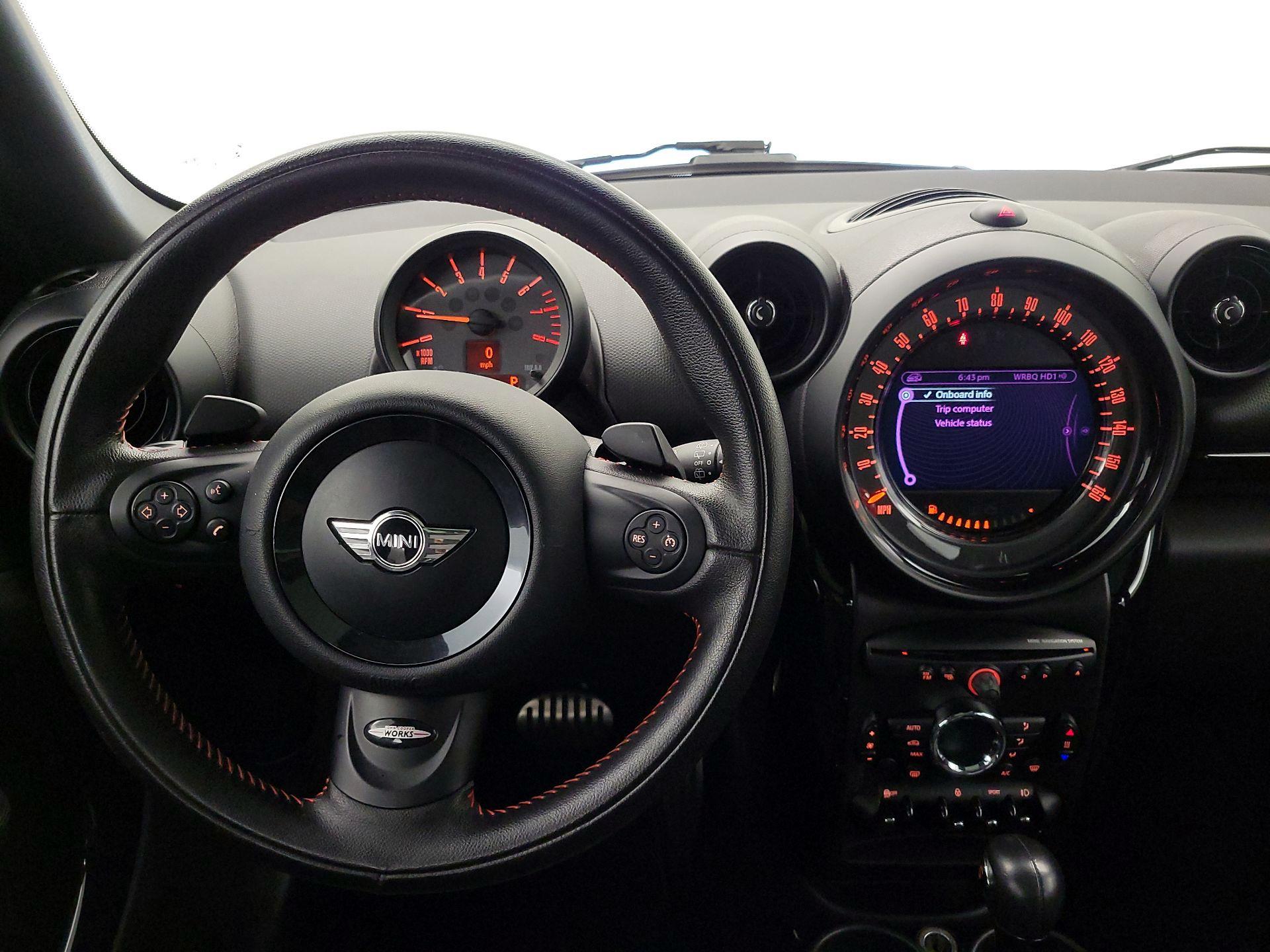 Thumbnail: 2016 MINI Cooper Countryman - 10