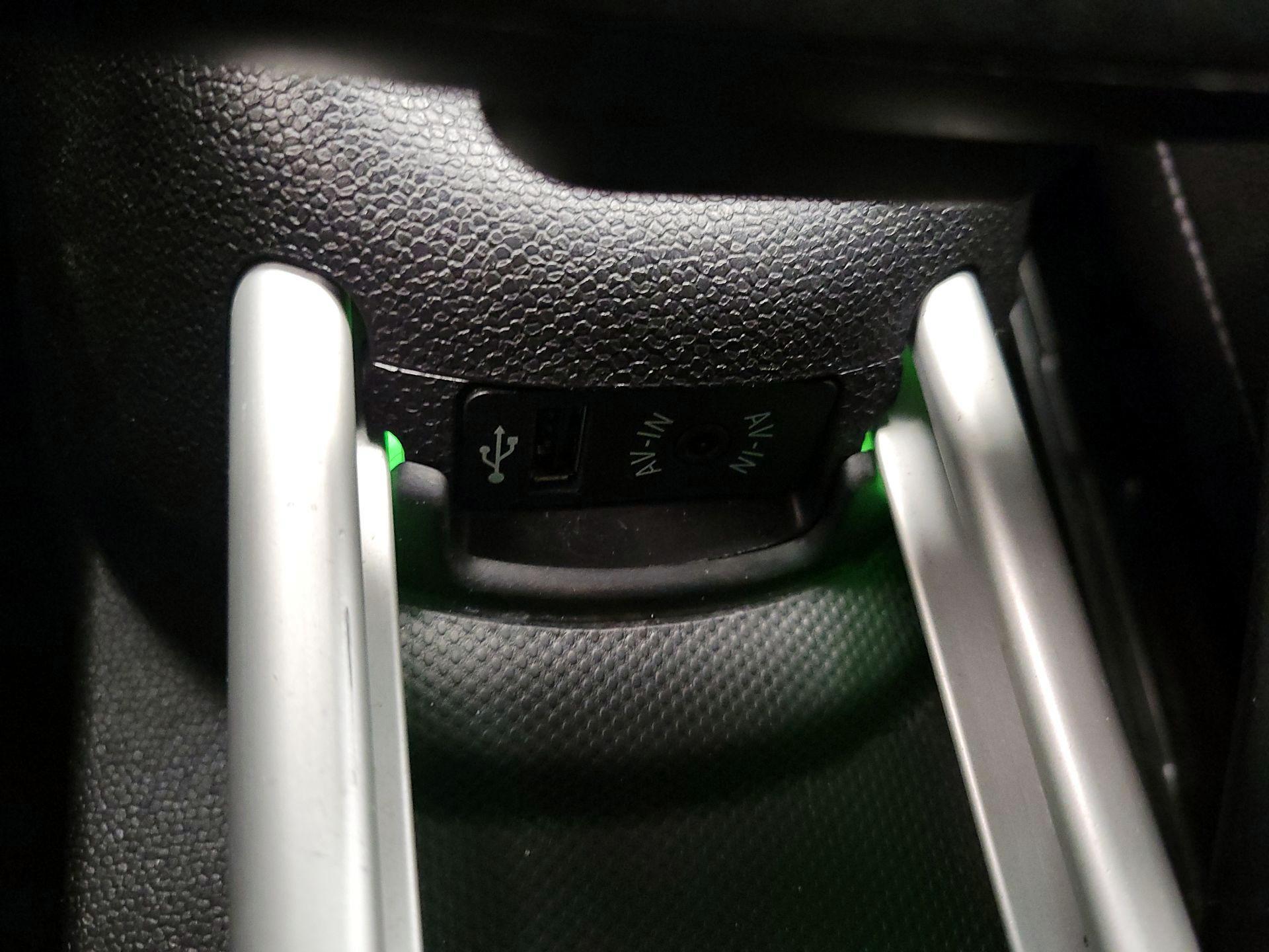 Thumbnail: 2016 MINI Cooper Countryman - 17