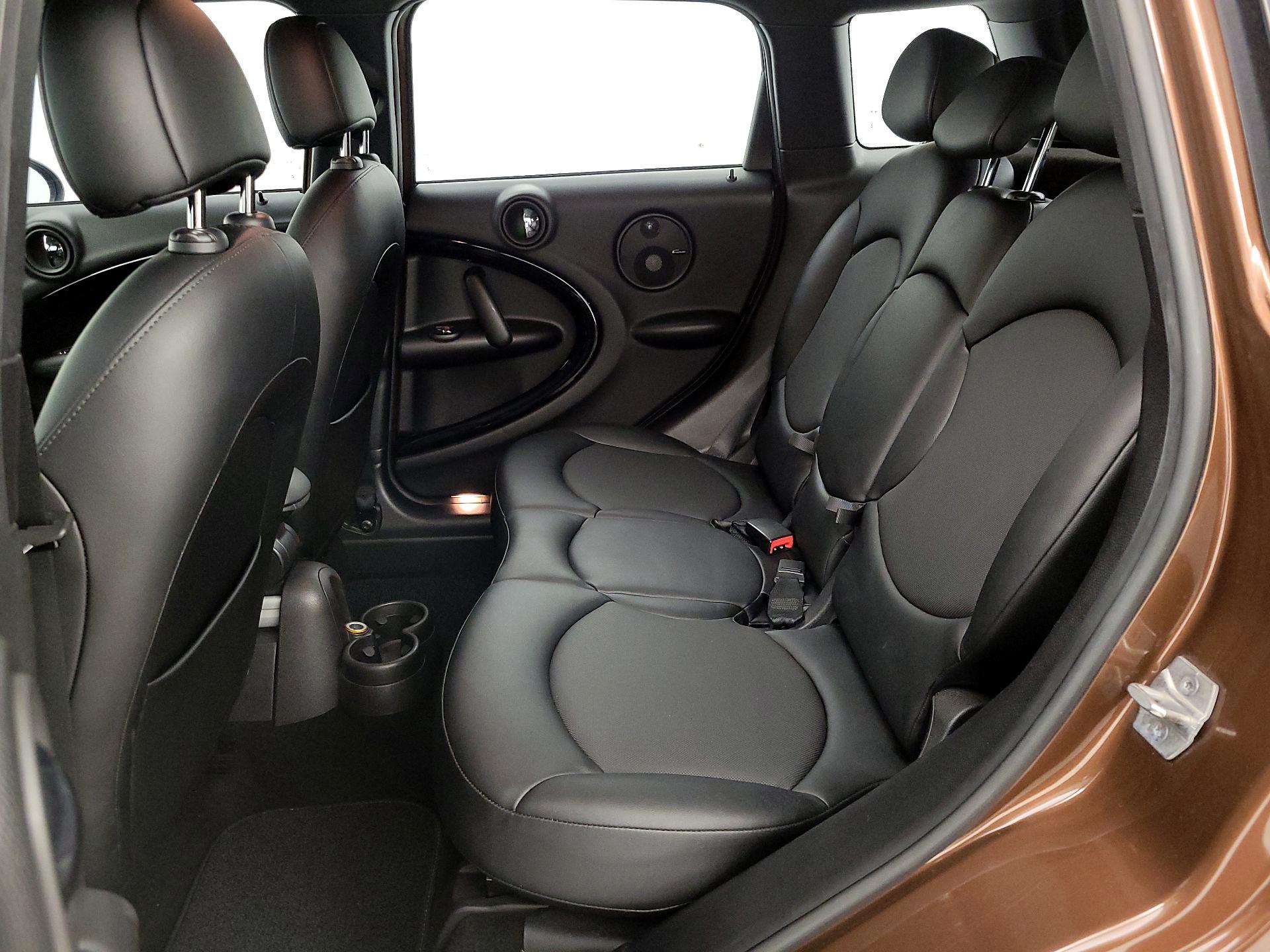 Thumbnail: 2016 MINI Cooper Countryman - 19