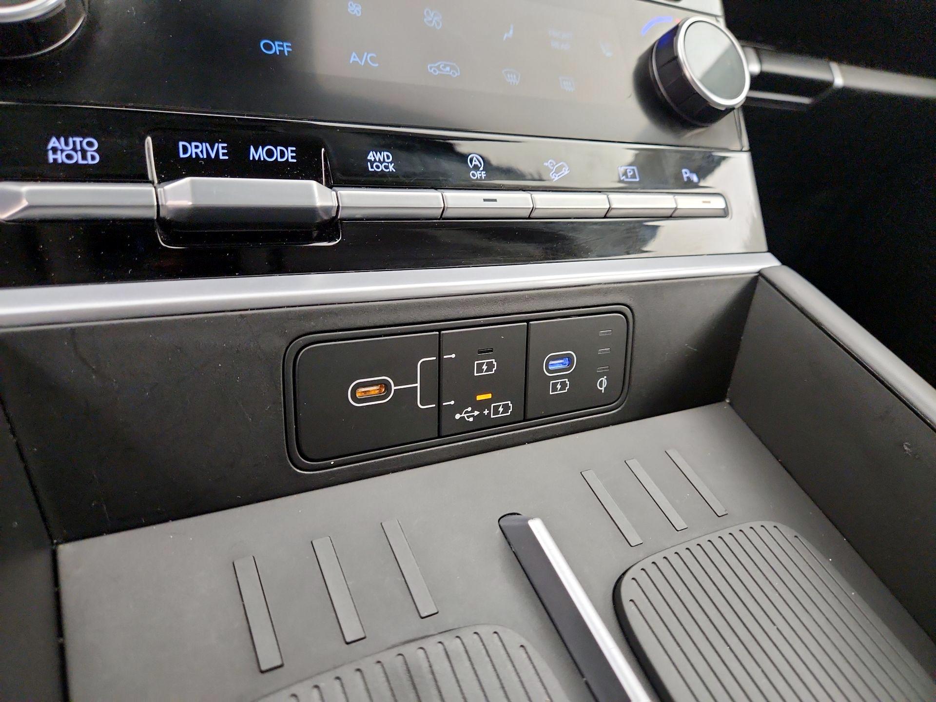 Thumbnail: 2025 Hyundai Santa Fe - 18