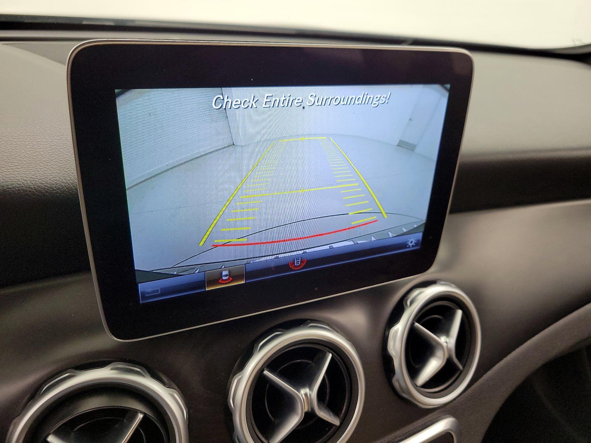 Thumbnail: 2019 Mercedes-Benz GLA - 14