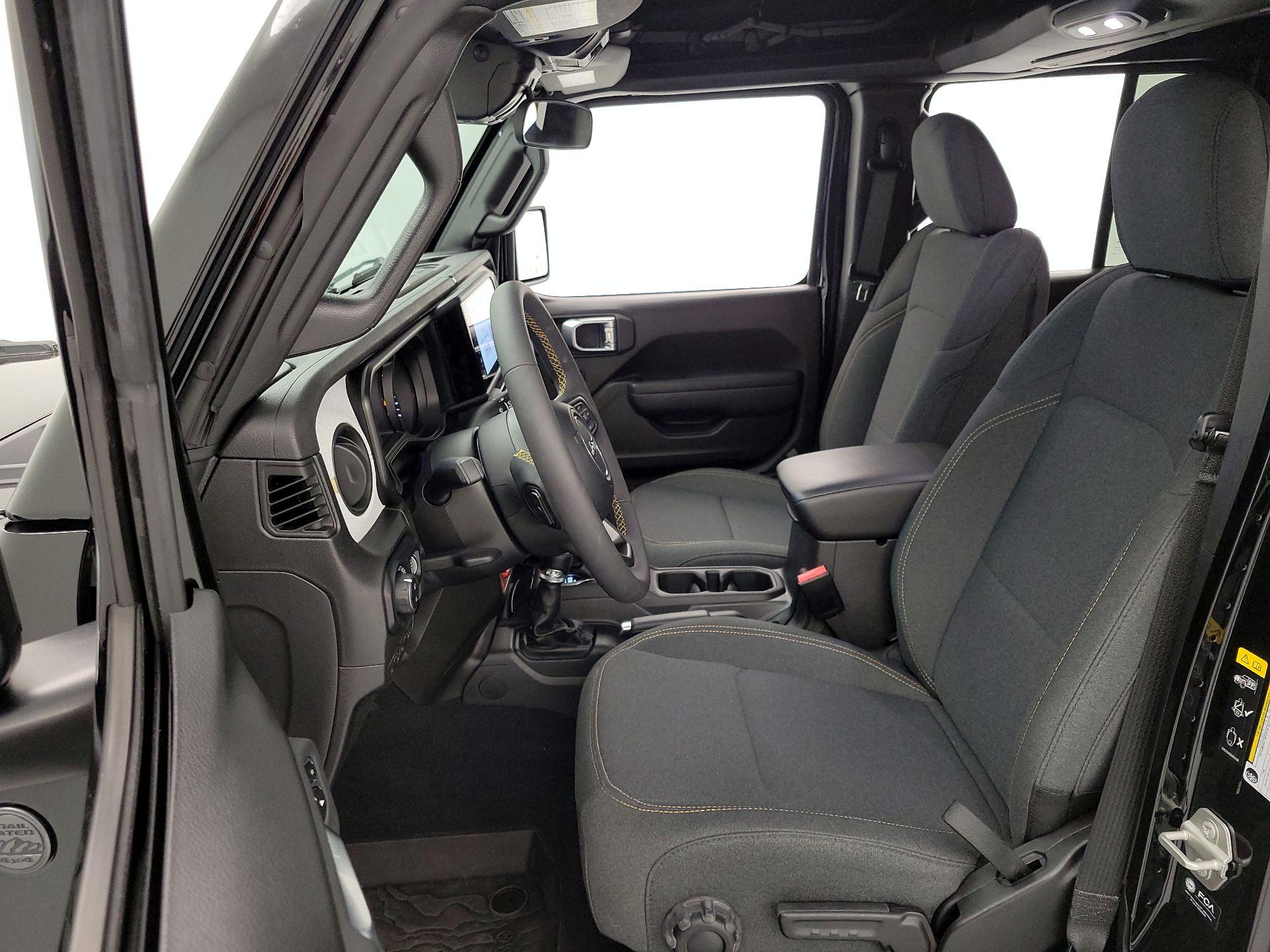 Thumbnail: 2024 Jeep Gladiator - 11