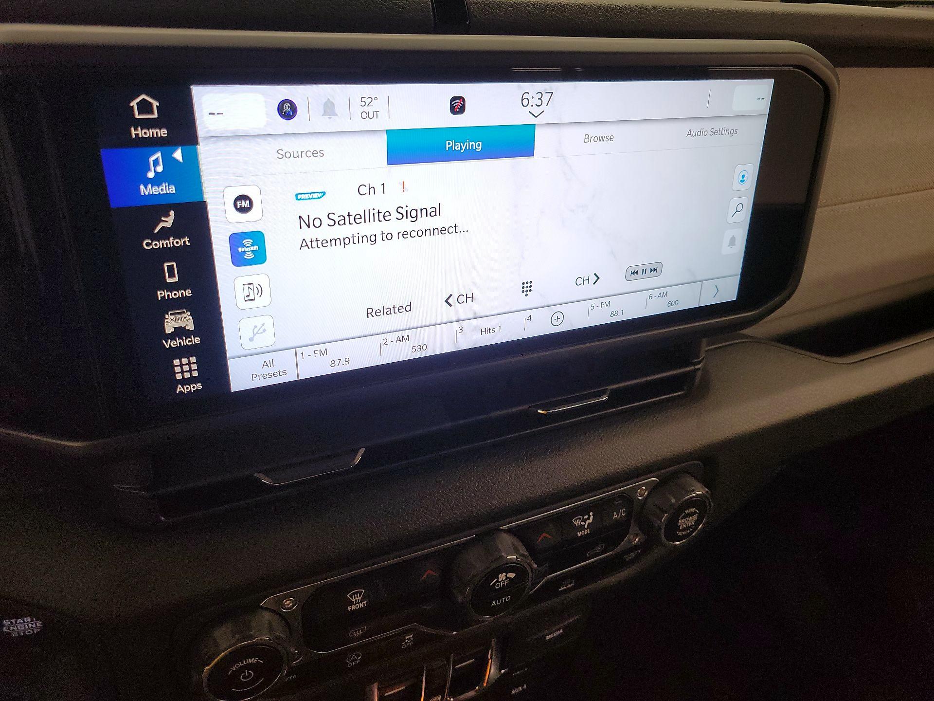 Thumbnail: 2024 Jeep Gladiator - 15