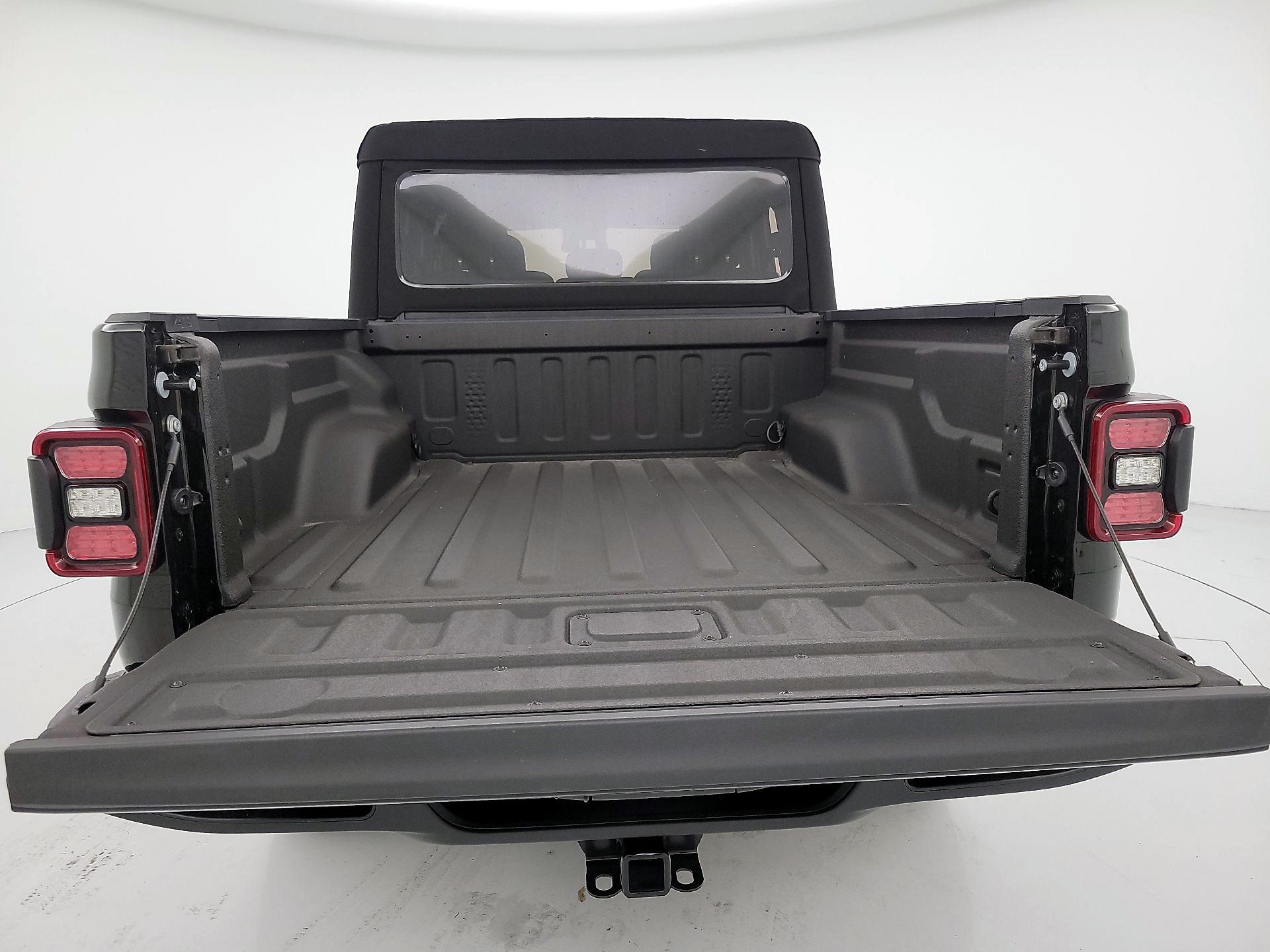 Thumbnail: 2024 Jeep Gladiator - 20