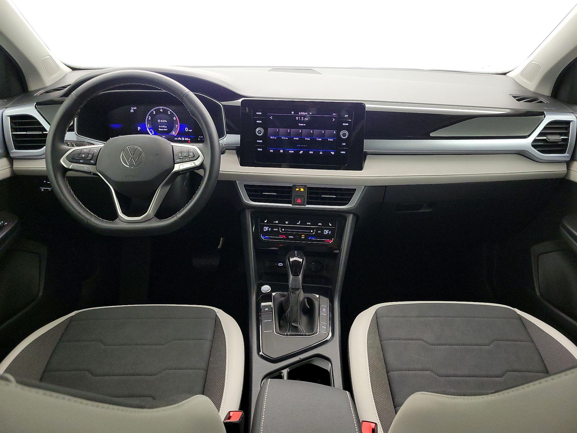 Thumbnail: 2025 Volkswagen Taos - 9