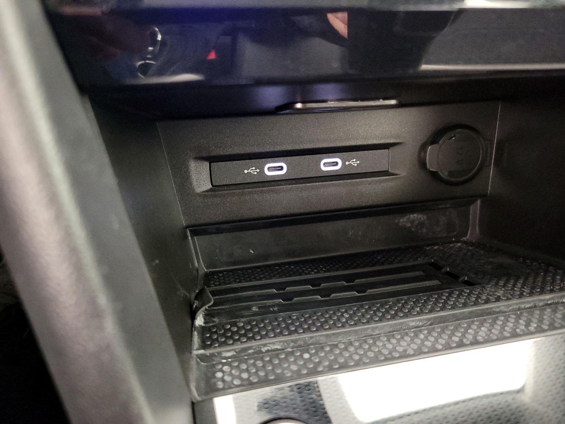 Thumbnail: 2025 Volkswagen Taos - 18