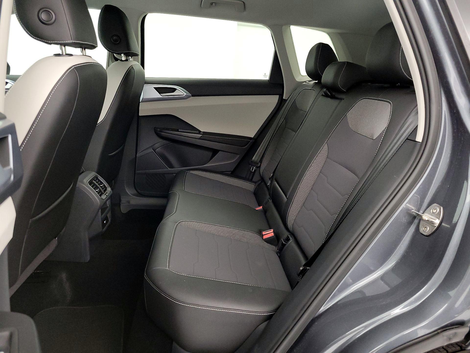 Thumbnail: 2025 Volkswagen Taos - 19