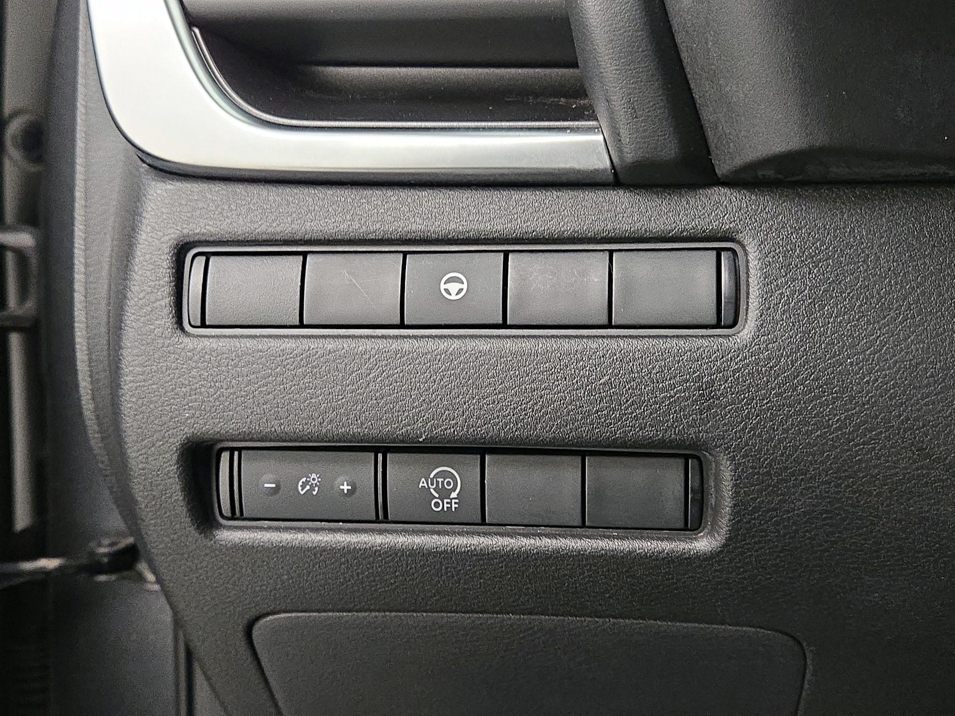 Thumbnail: 2023 Nissan Rogue - 13