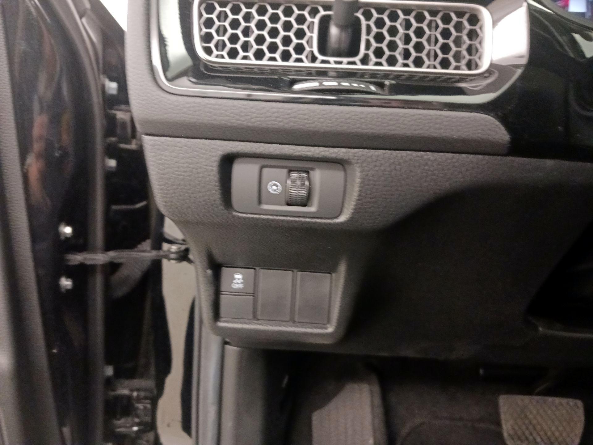 Thumbnail: 2025 Honda Civic - 13