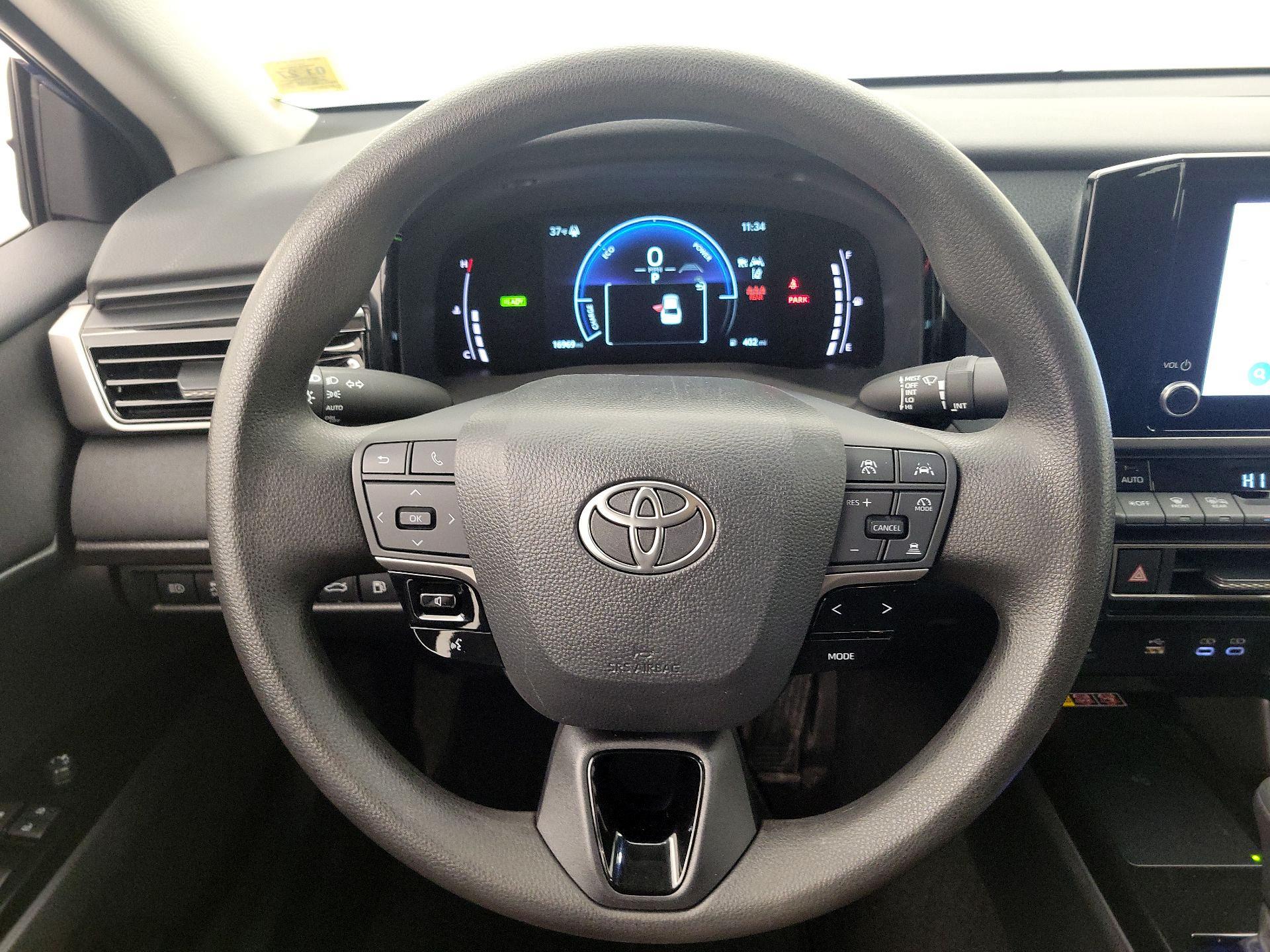 Thumbnail: 2025 Toyota Camry - 10