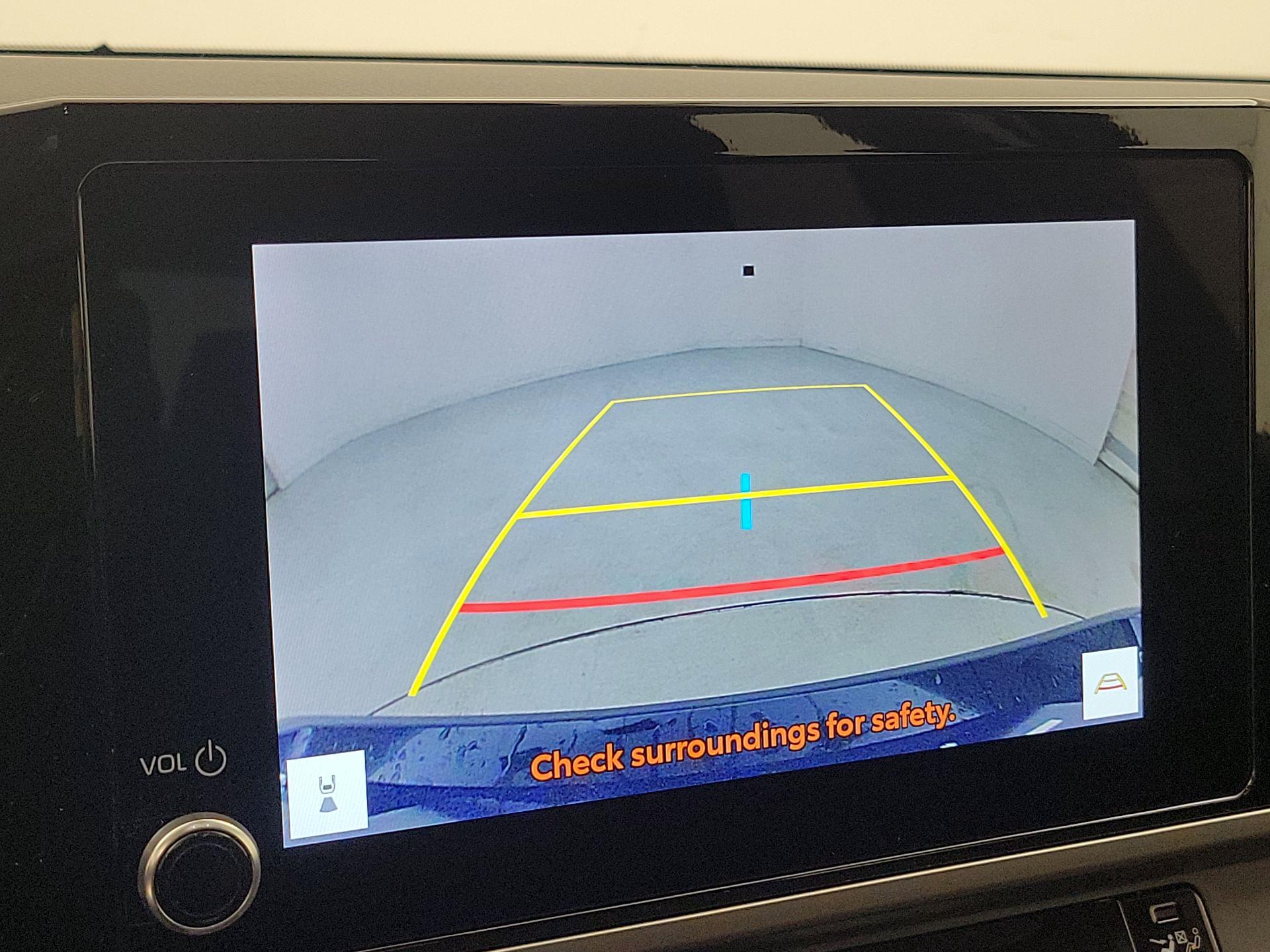 Thumbnail: 2025 Toyota Camry - 14