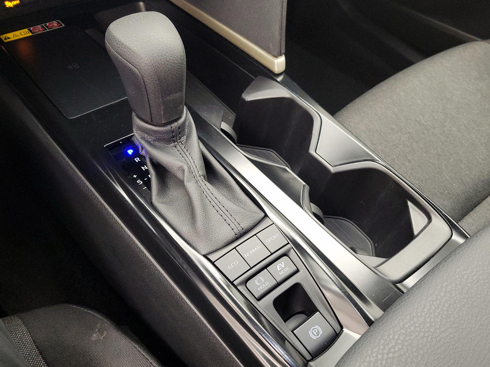 Thumbnail: 2025 Toyota Camry - 17