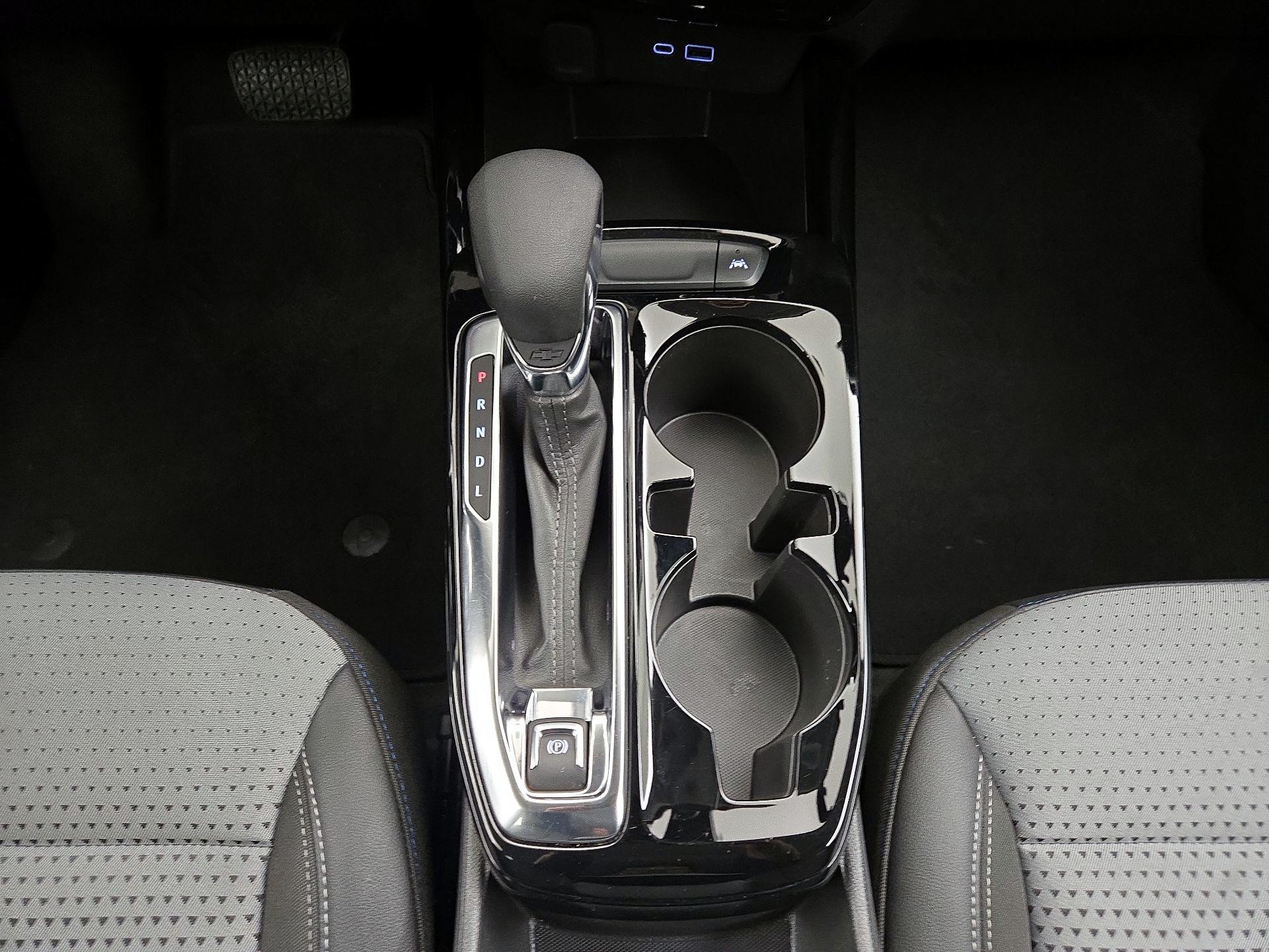 Thumbnail: 2025 Chevrolet Trax - 17