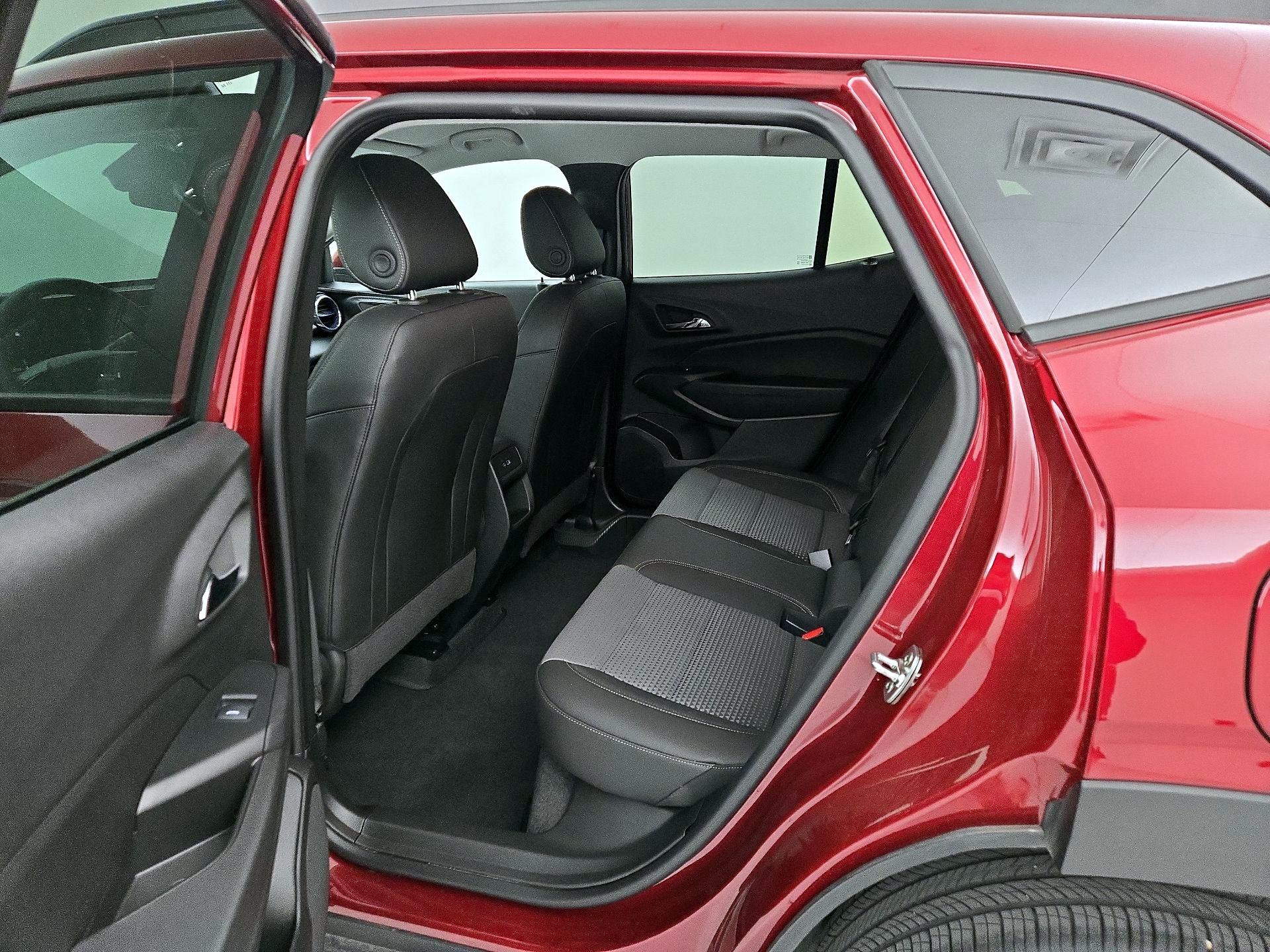 Thumbnail: 2025 Chevrolet Trax - 19