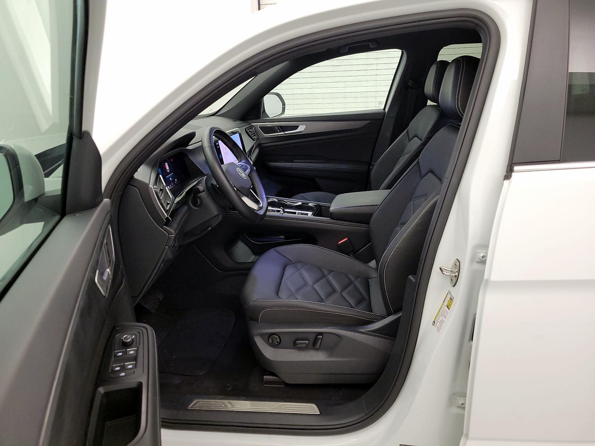 Thumbnail: 2025 Volkswagen Atlas - 11