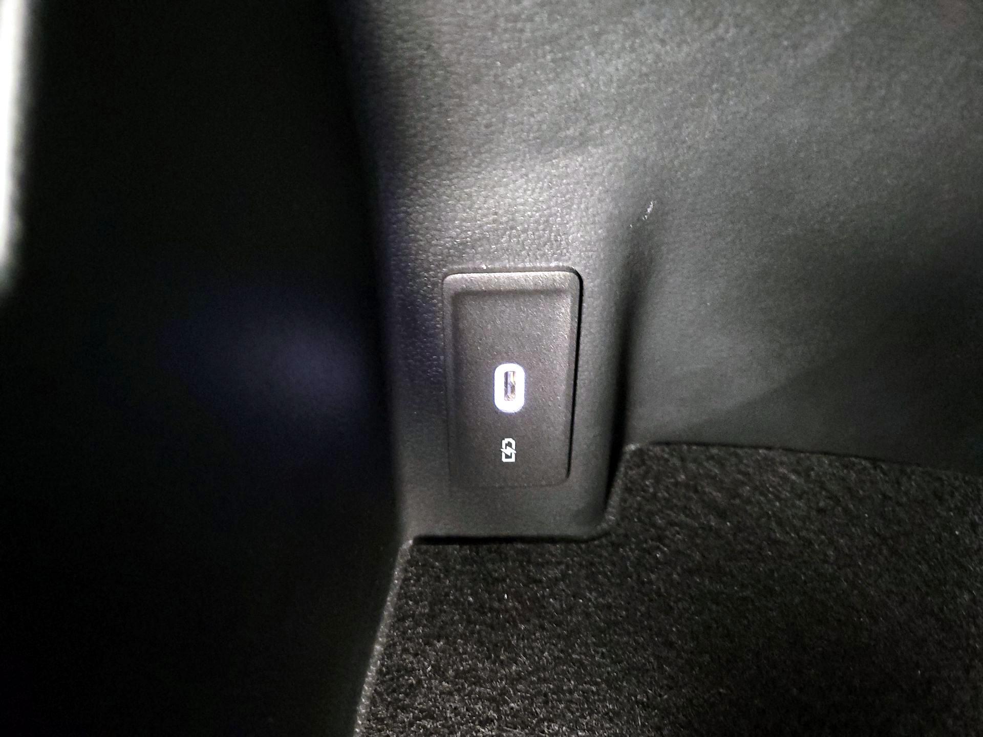 Thumbnail: 2025 Volkswagen Atlas - 18