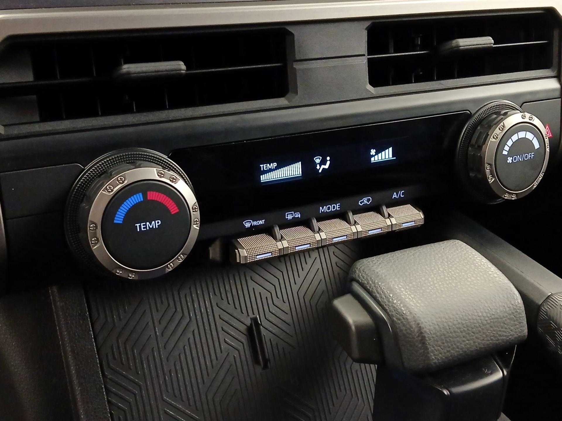 Thumbnail: 2025 Toyota 4Runner - 16