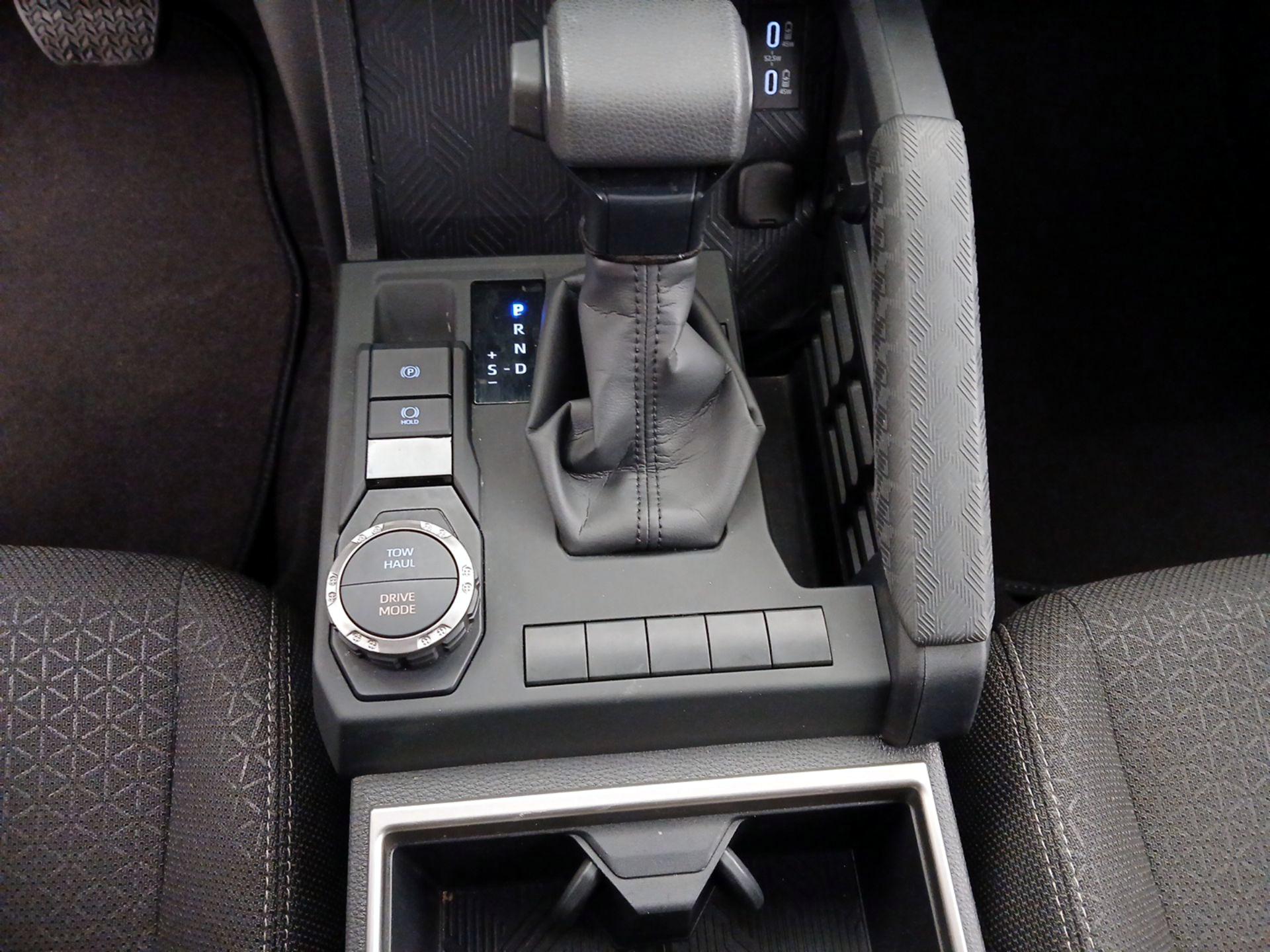 Thumbnail: 2025 Toyota 4Runner - 17