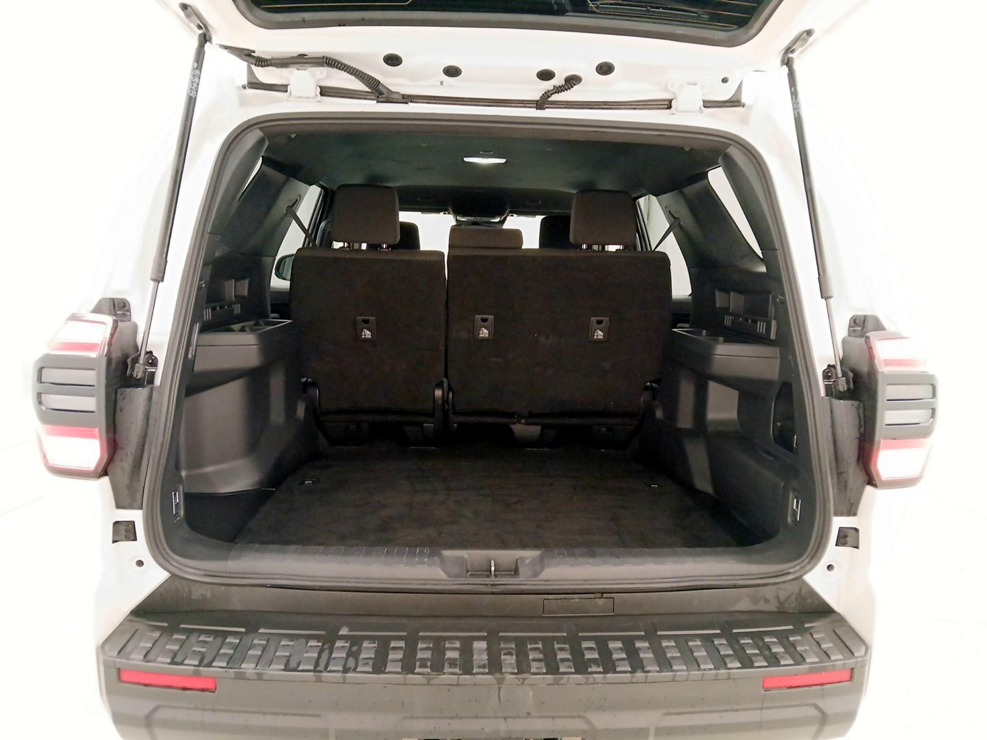 Thumbnail: 2025 Toyota 4Runner - 20