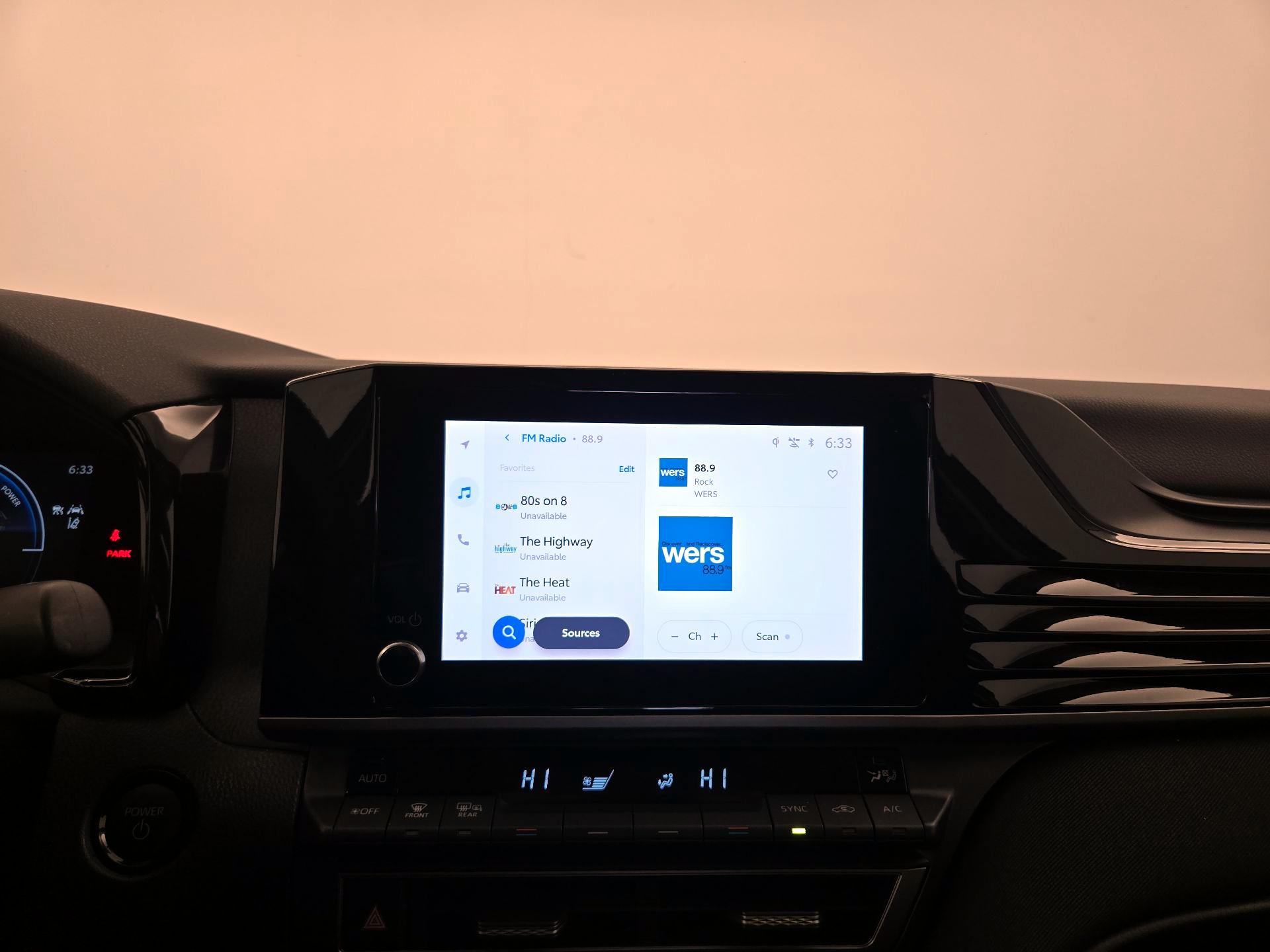 Thumbnail: 2025 Toyota Camry - 15