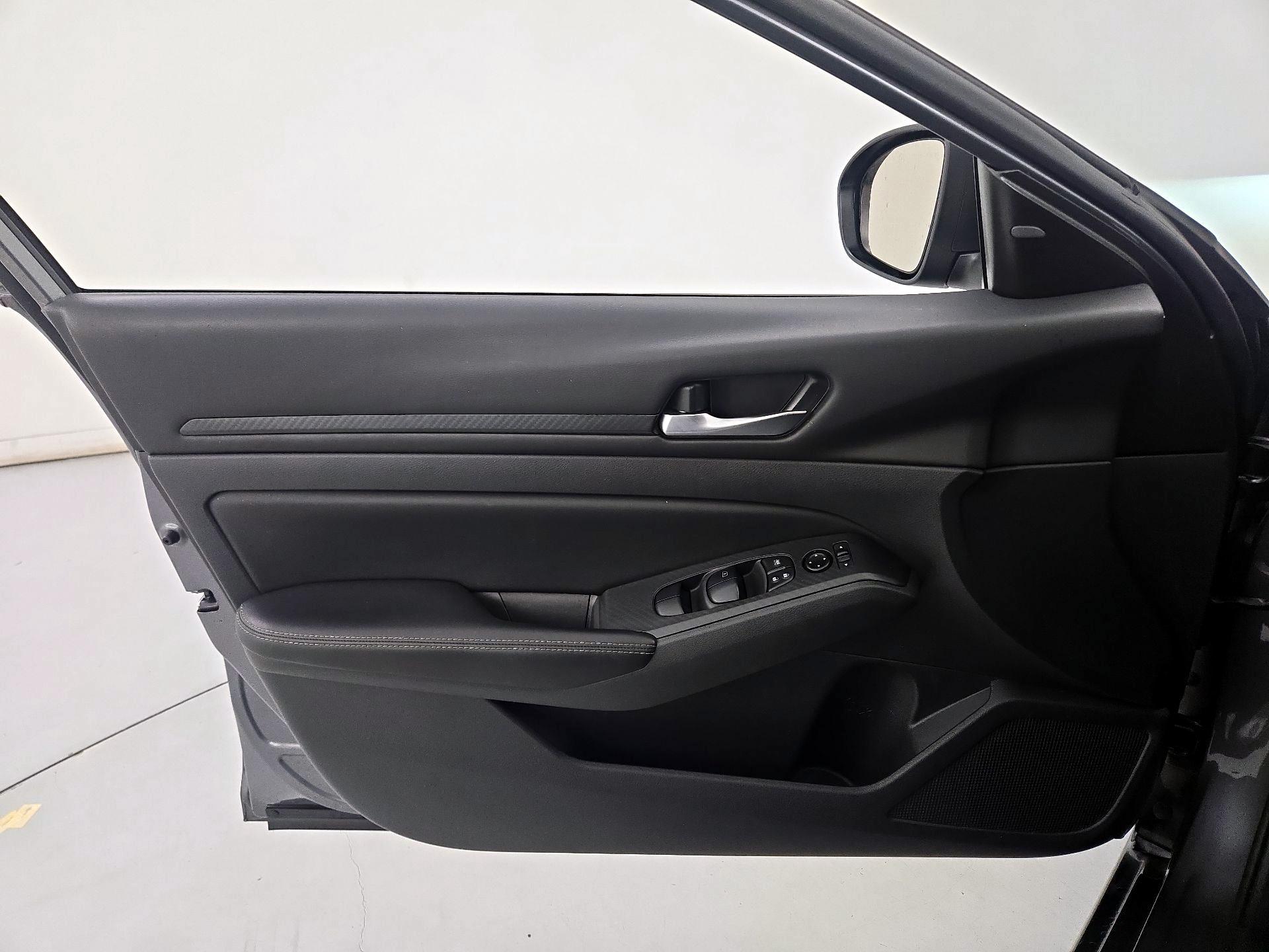 Thumbnail: 2025 Nissan Altima - 12