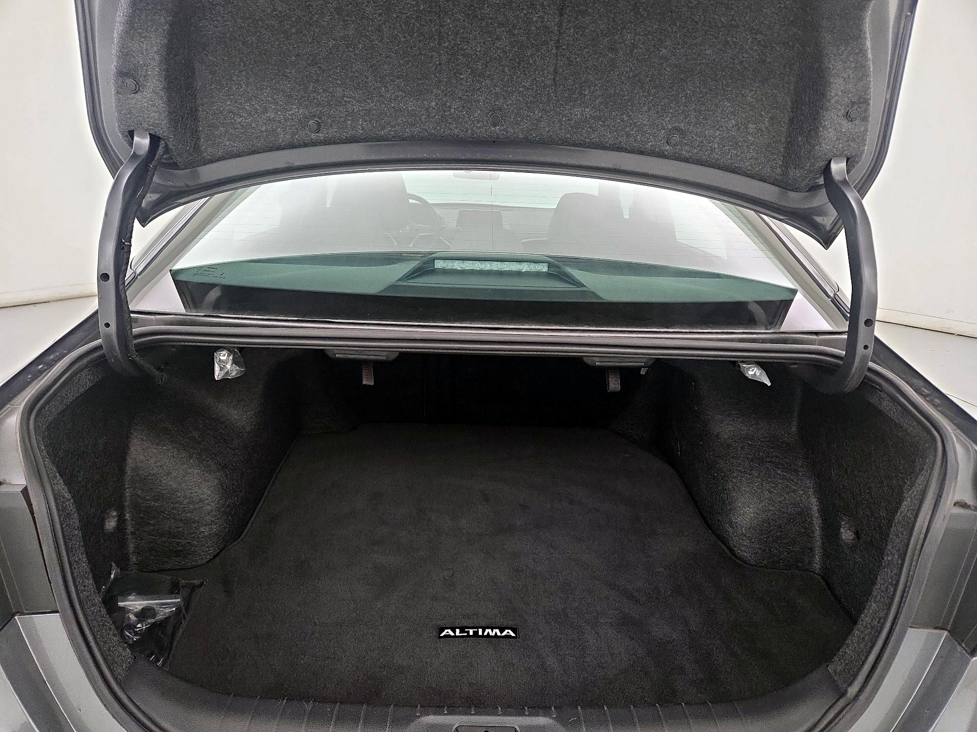 Thumbnail: 2025 Nissan Altima - 20