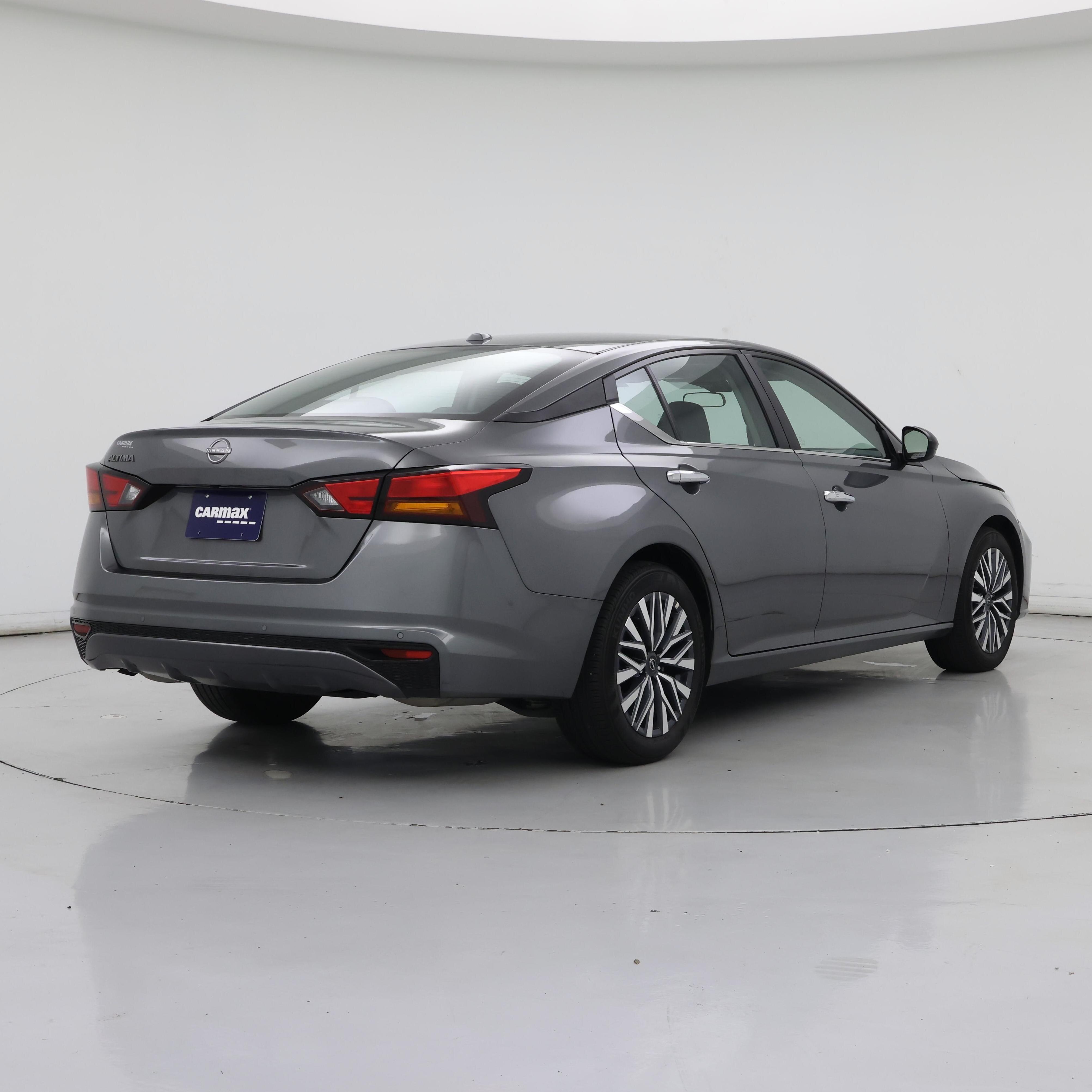 Thumbnail: 2025 Nissan Altima - 8