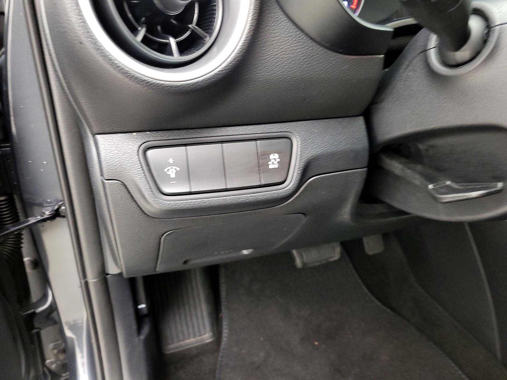 Thumbnail: 2024 Kia Forte - 13