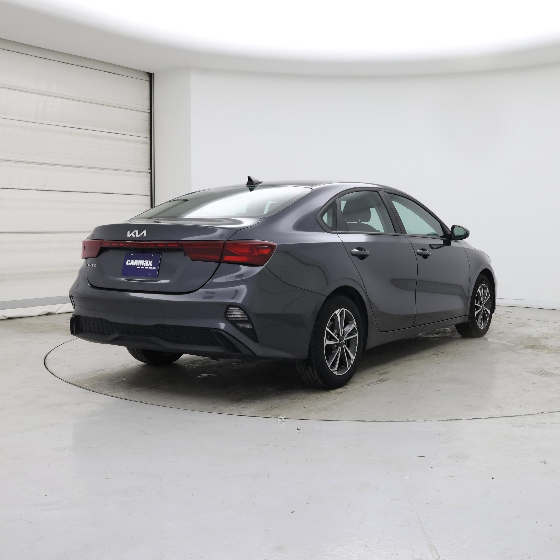 Thumbnail: 2024 Kia Forte - 8