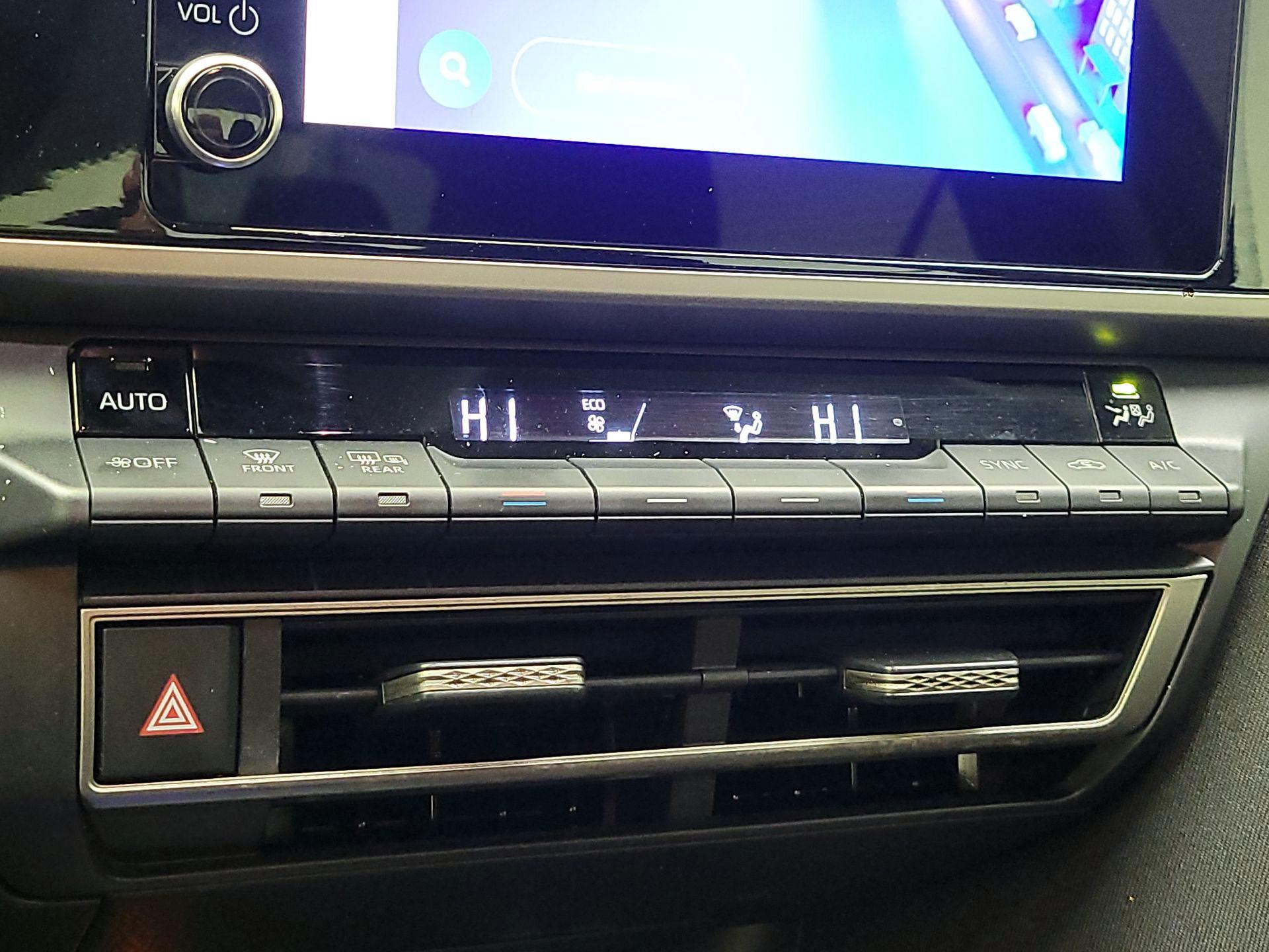 Thumbnail: 2025 Toyota Camry - 16