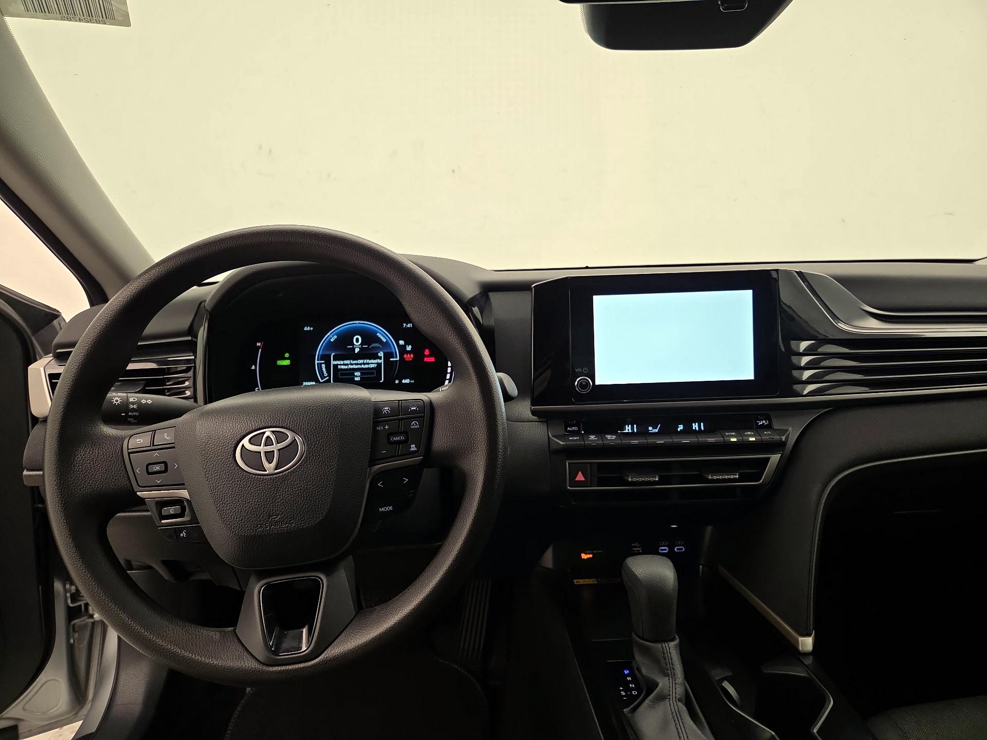 Thumbnail: 2025 Toyota Camry - 9